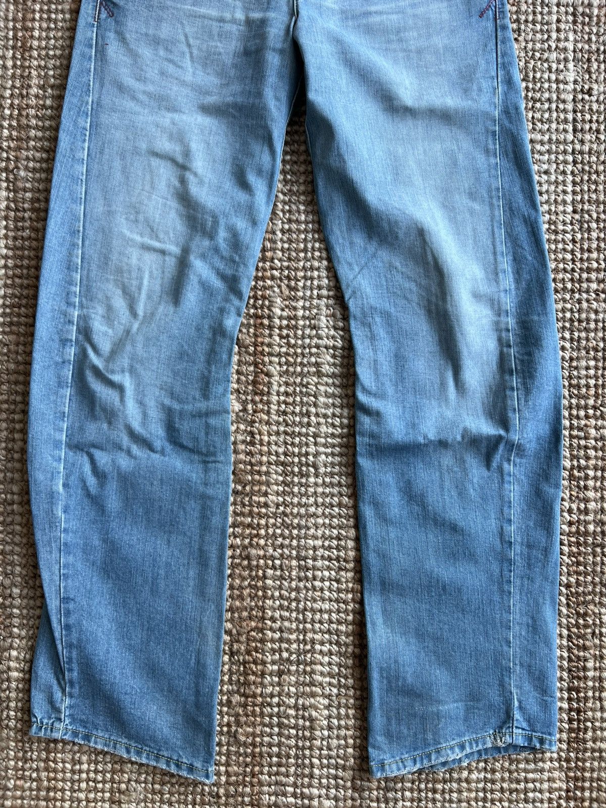 Levis Engineered Twisted Jeans Tag W28 Actual 31x32.5