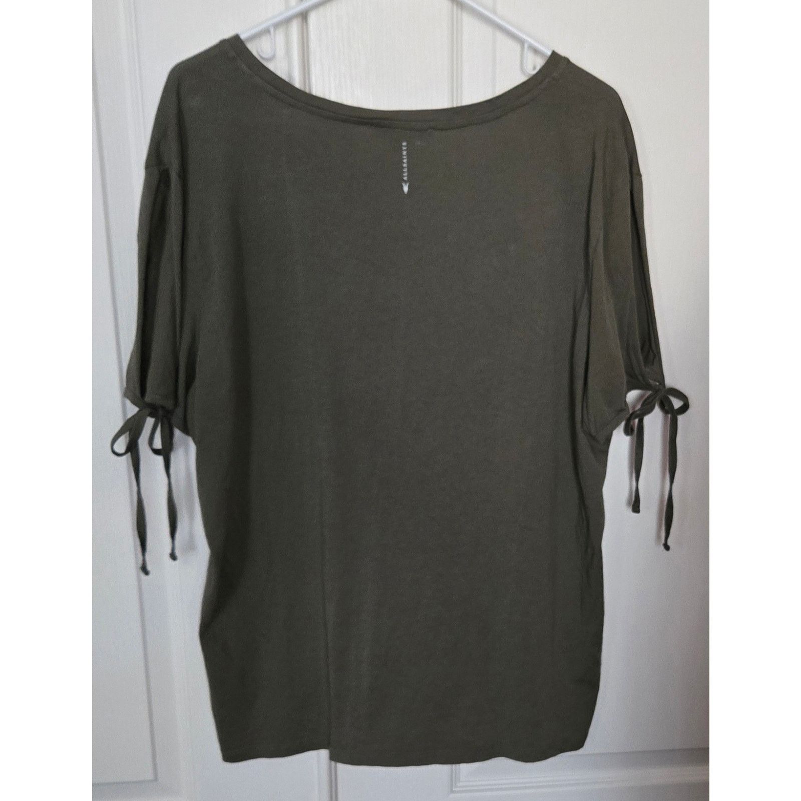 Allsaints ALLSAINTS Kay Split Tie Sleeve T Shirt Wmns LG Green V Neck Size L / US 10 / IT 46 - 3 Thumbnail