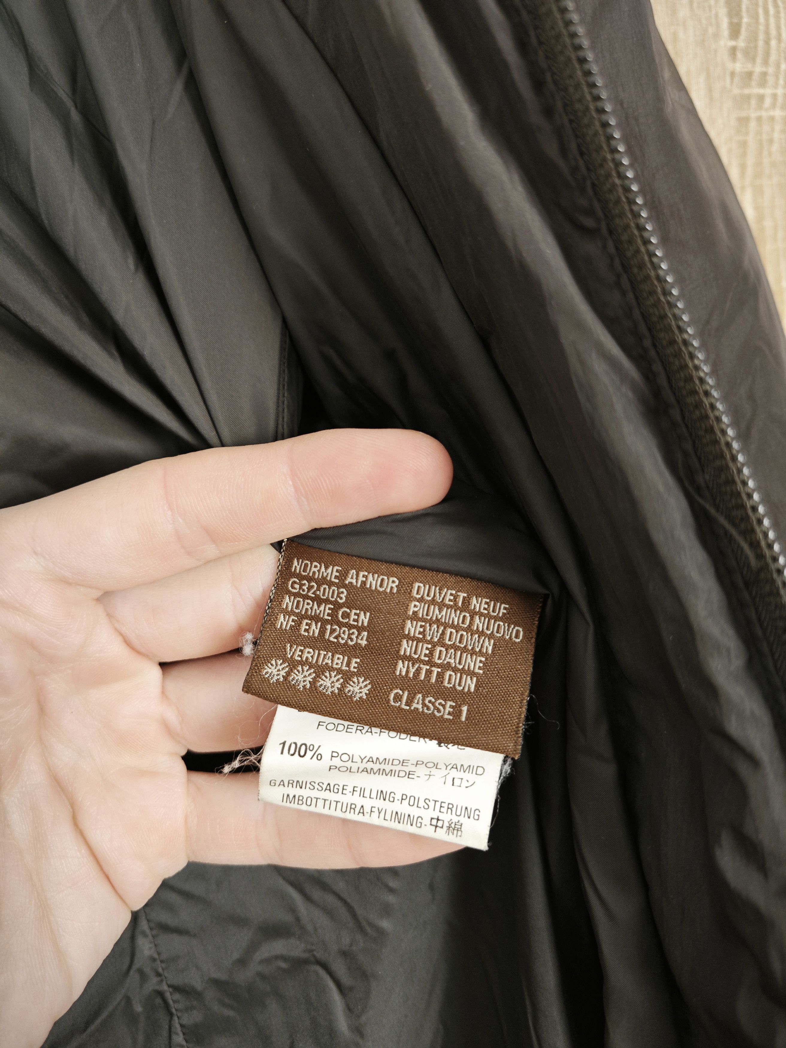 Moncler Moncler vintage jacket Size L / US 10 / IT 46 - 10 Thumbnail
