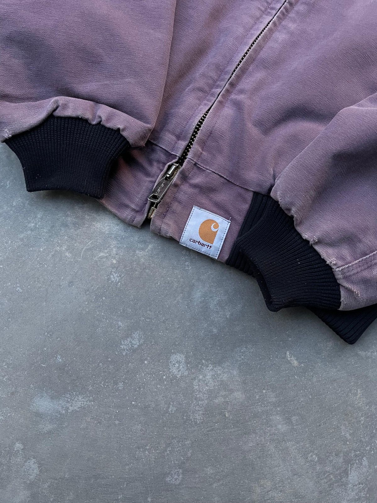 Carhartt 1994s Rare Carhartt JQ0457 “Aztec” Jacket Faded Damson Size US L / EU 52-54 / 3 - 8 Thumbnail