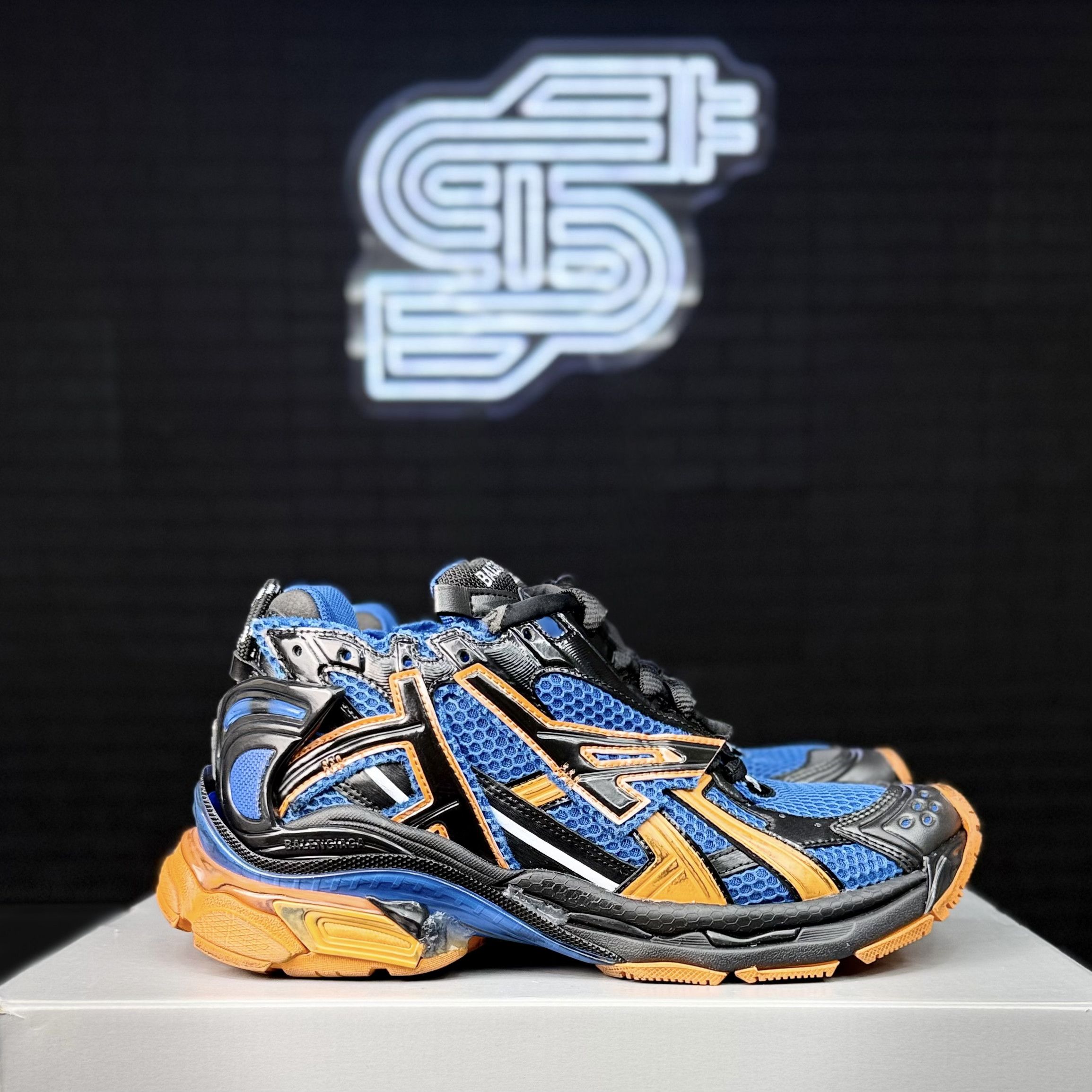 Balenciaga Balenciaga Runner Blue/Orange Size US 6.5 / EU 39-40 - 2 Thumbnail