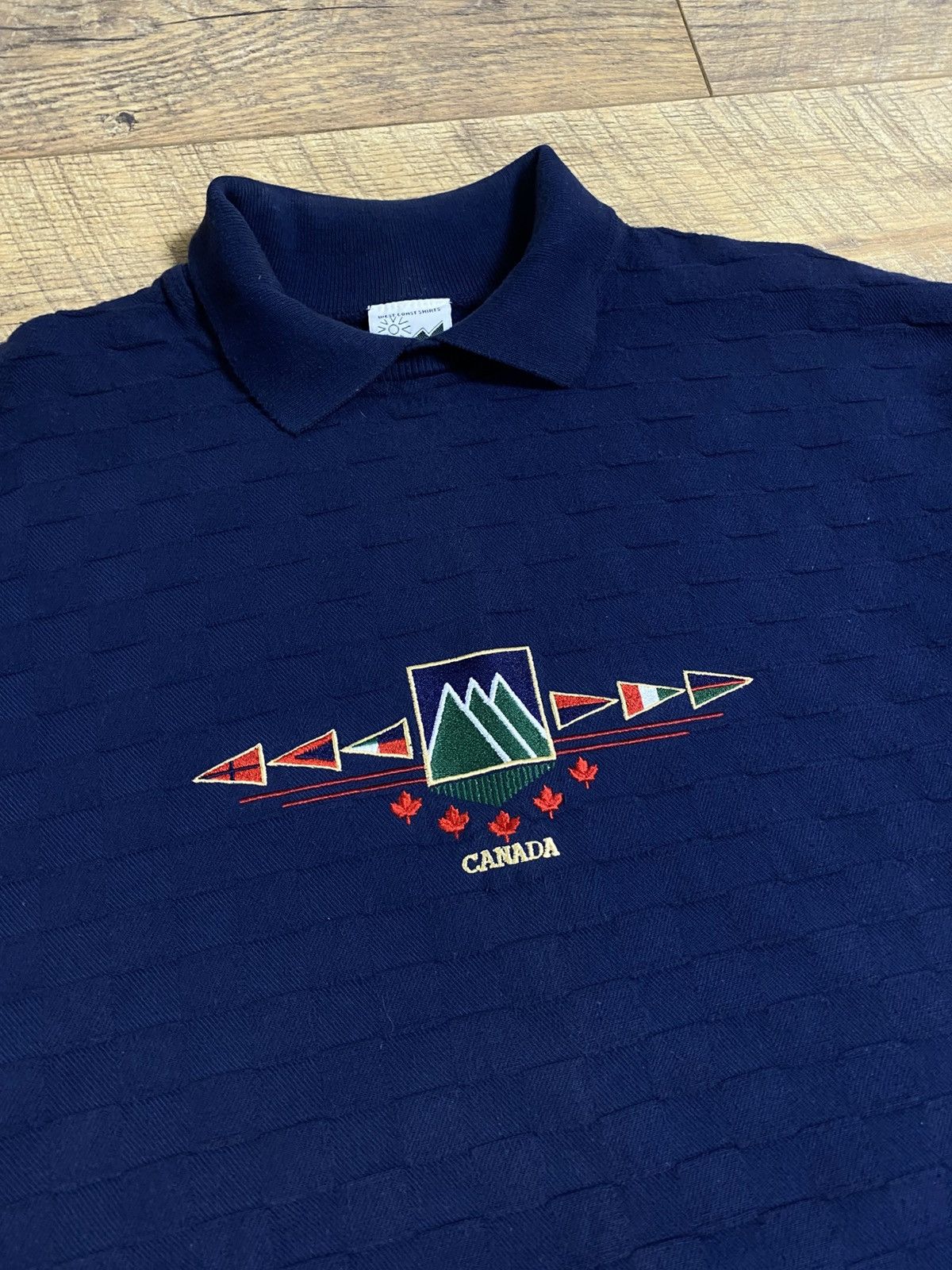 Vintage Vintage West Coast Shirts Canada Embroidery Pullover Size US XL / EU 56 / 4 - 2 Thumbnail