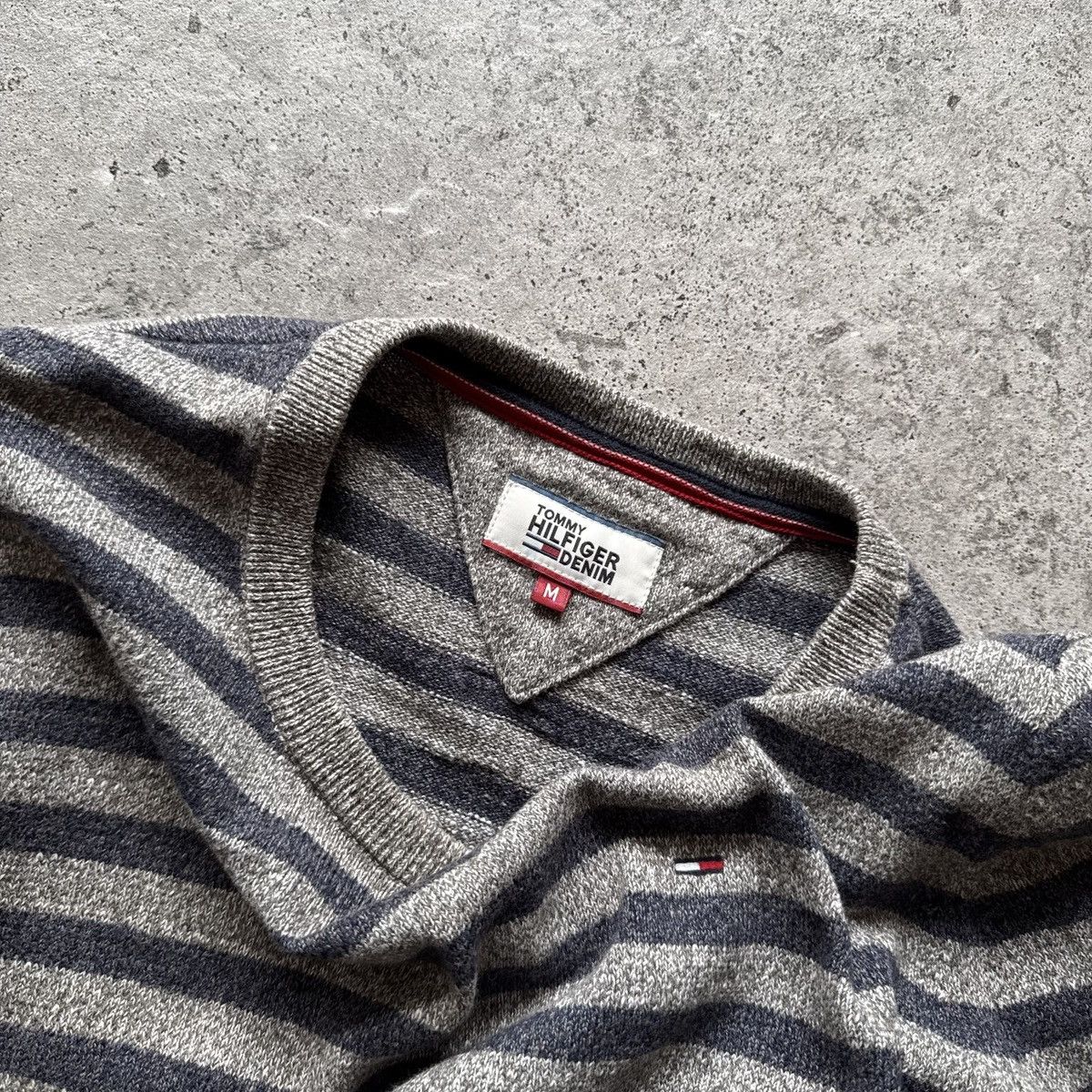 Tommy Hilfiger Tommy Hilfiger Denim Mens Grey Striped Crew Neck Sweater Size US M / EU 48-50 / 2 - 3 Thumbnail