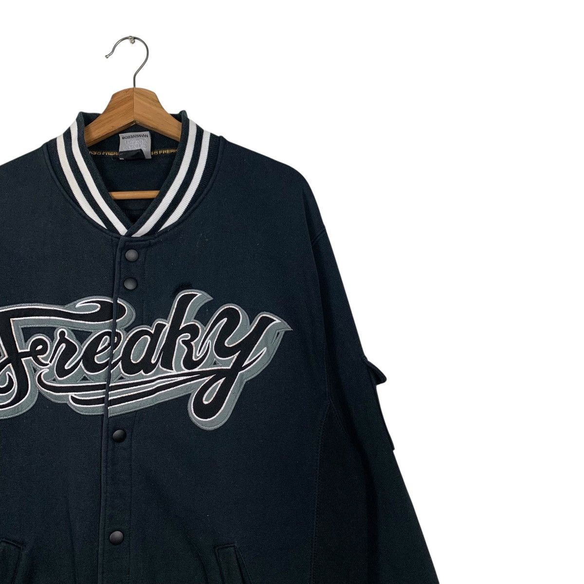 Japanese Brand FREAKY Spellout Big Logo Varsity Jacket #2064-C90 Size US L / EU 52-54 / 3 - 5 Thumbnail