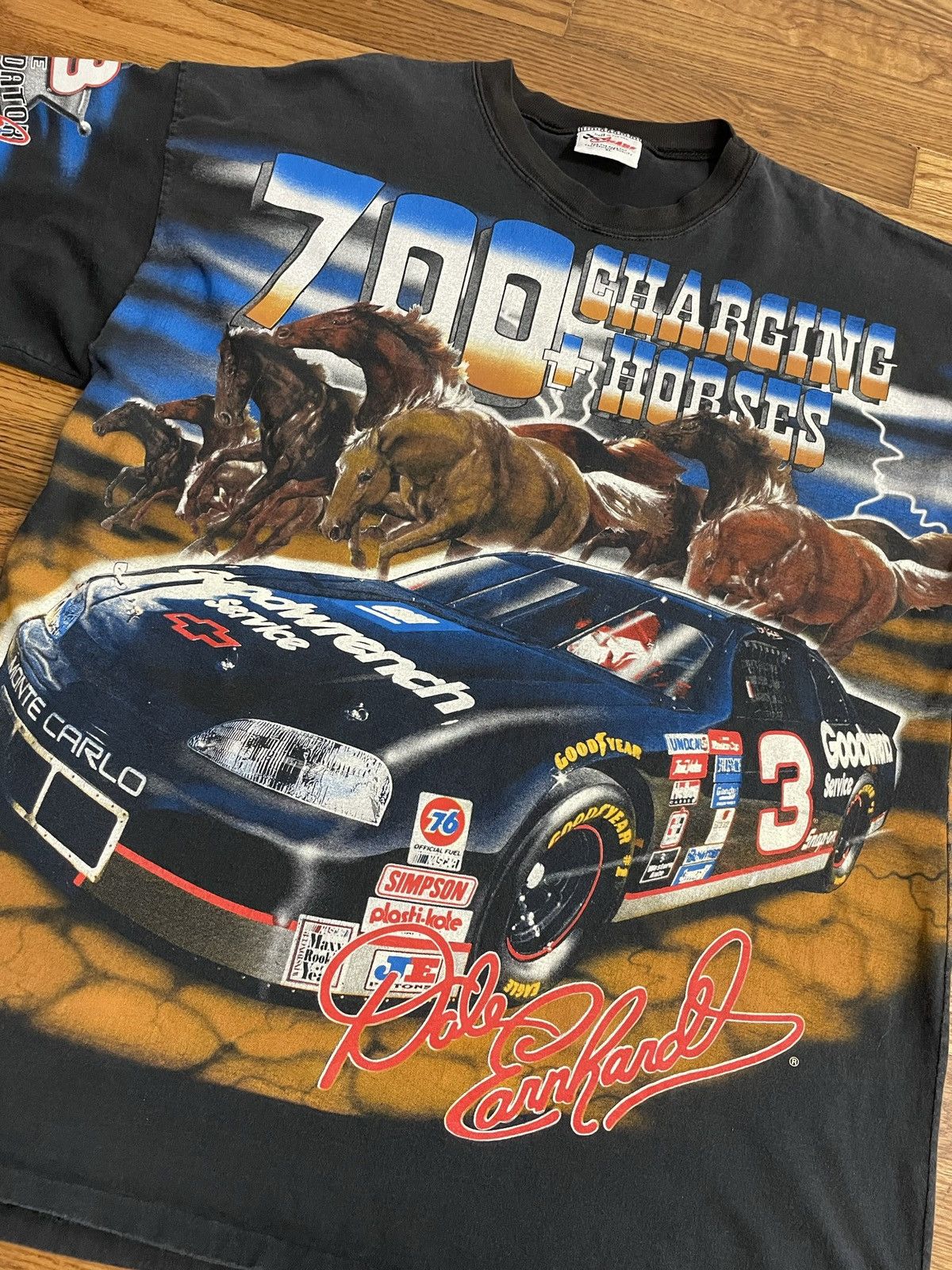 Chase Authentics × NASCAR × Vintage Vintage 1997 Dale Earnhardt 700 Charging Horses Tee Size US XL / EU 56 / 4 - 2 Thumbnail