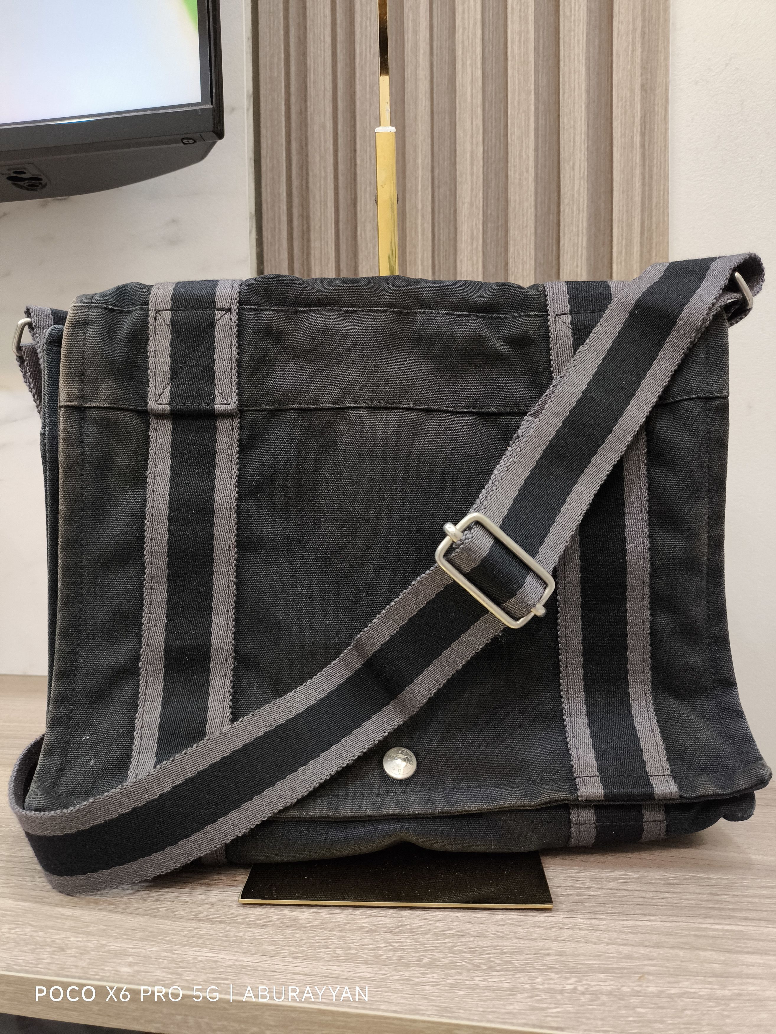 Hermes Hermès Fourre Tout Besace Messenger PM Black Bag Size ONE SIZE - 1 Thumbnail