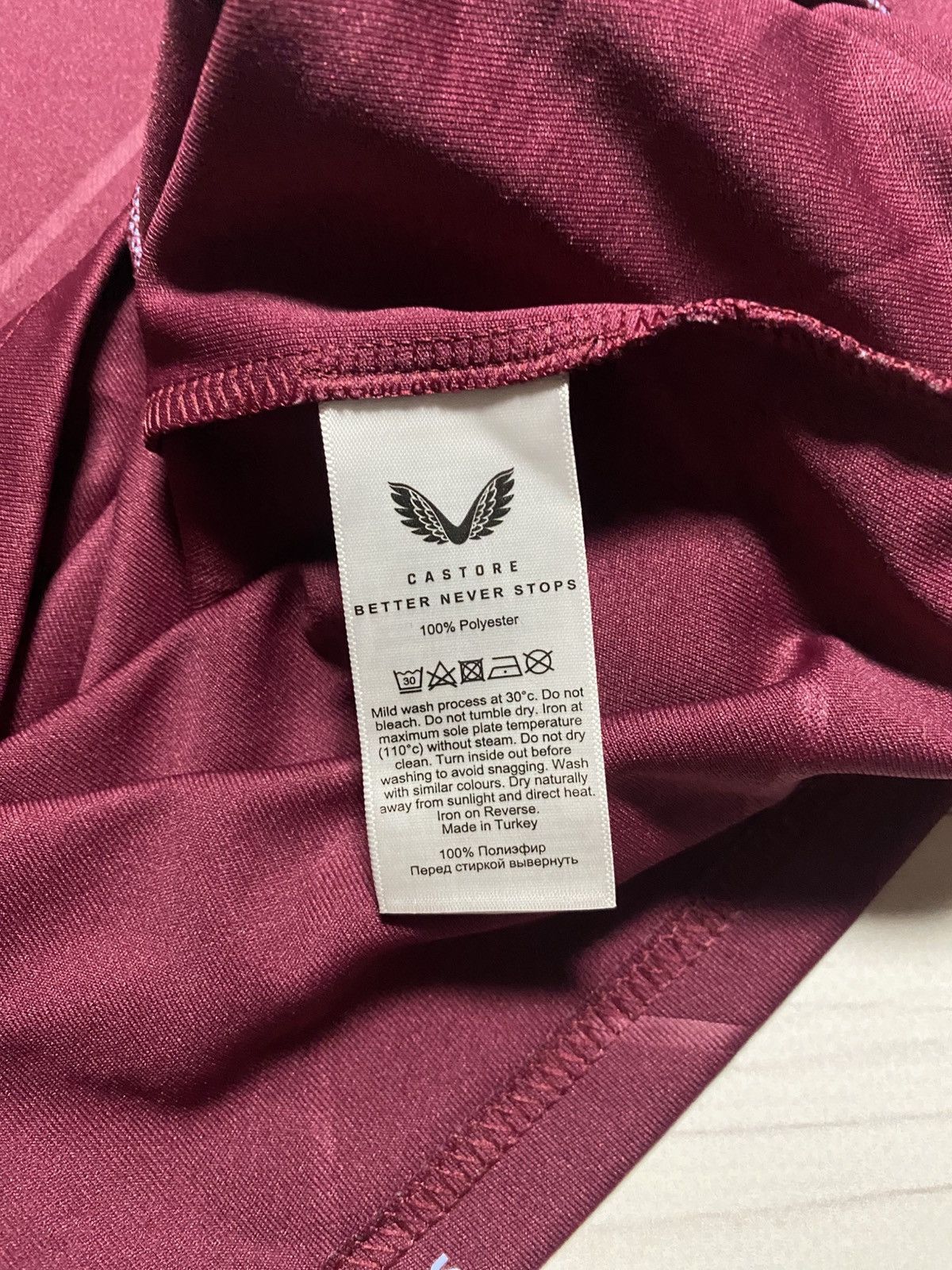 Castore Castore Aston Villa 2022/23 home soccer football y2k jersey Size US S / EU 44-46 / 1 - 4 Thumbnail