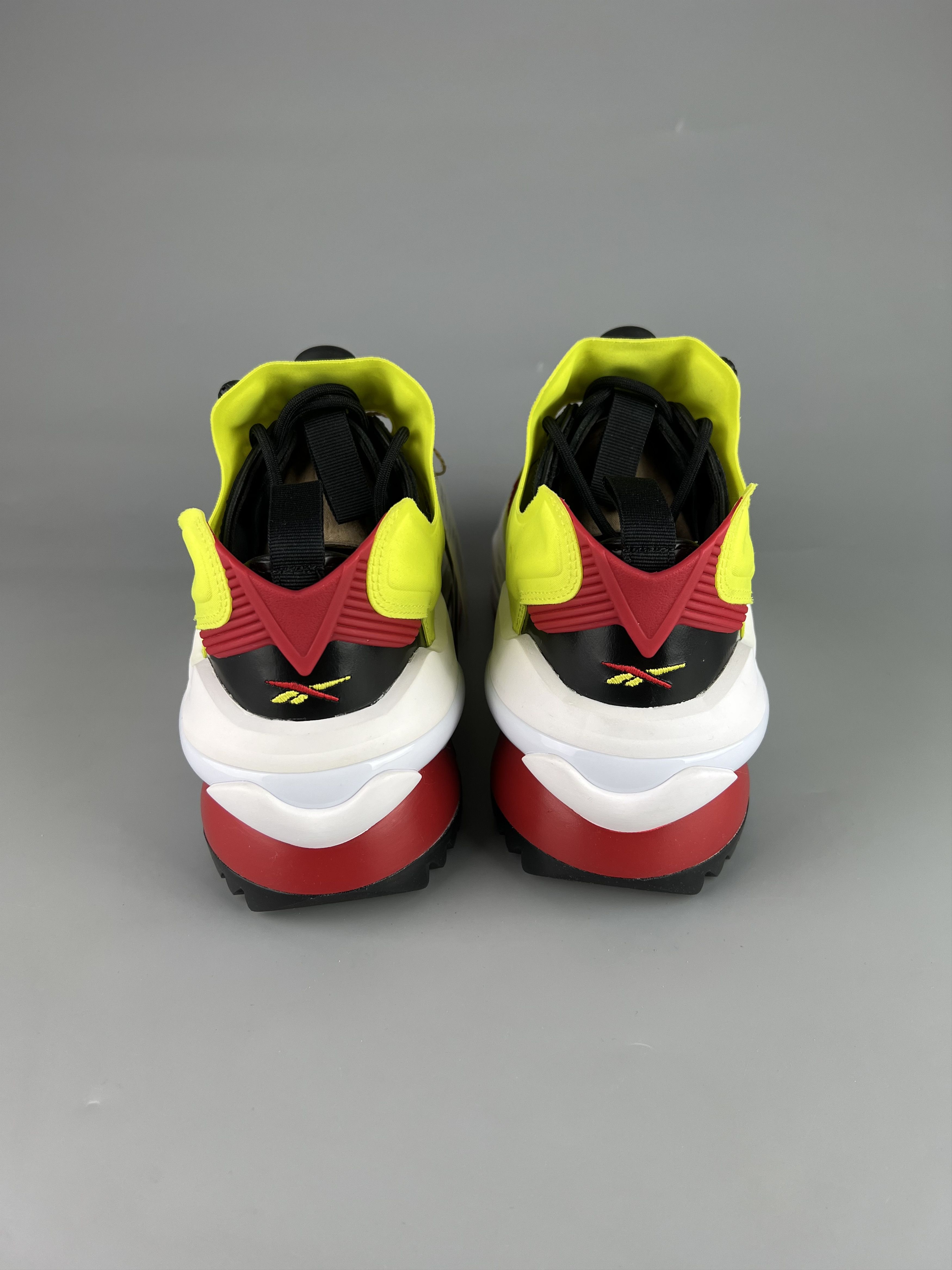 Maison Margiela × Reebok Maison Margiela X Reebok InstaPump Fury Tabi Size US7 Size US 7 / EU 40 - 4 Thumbnail
