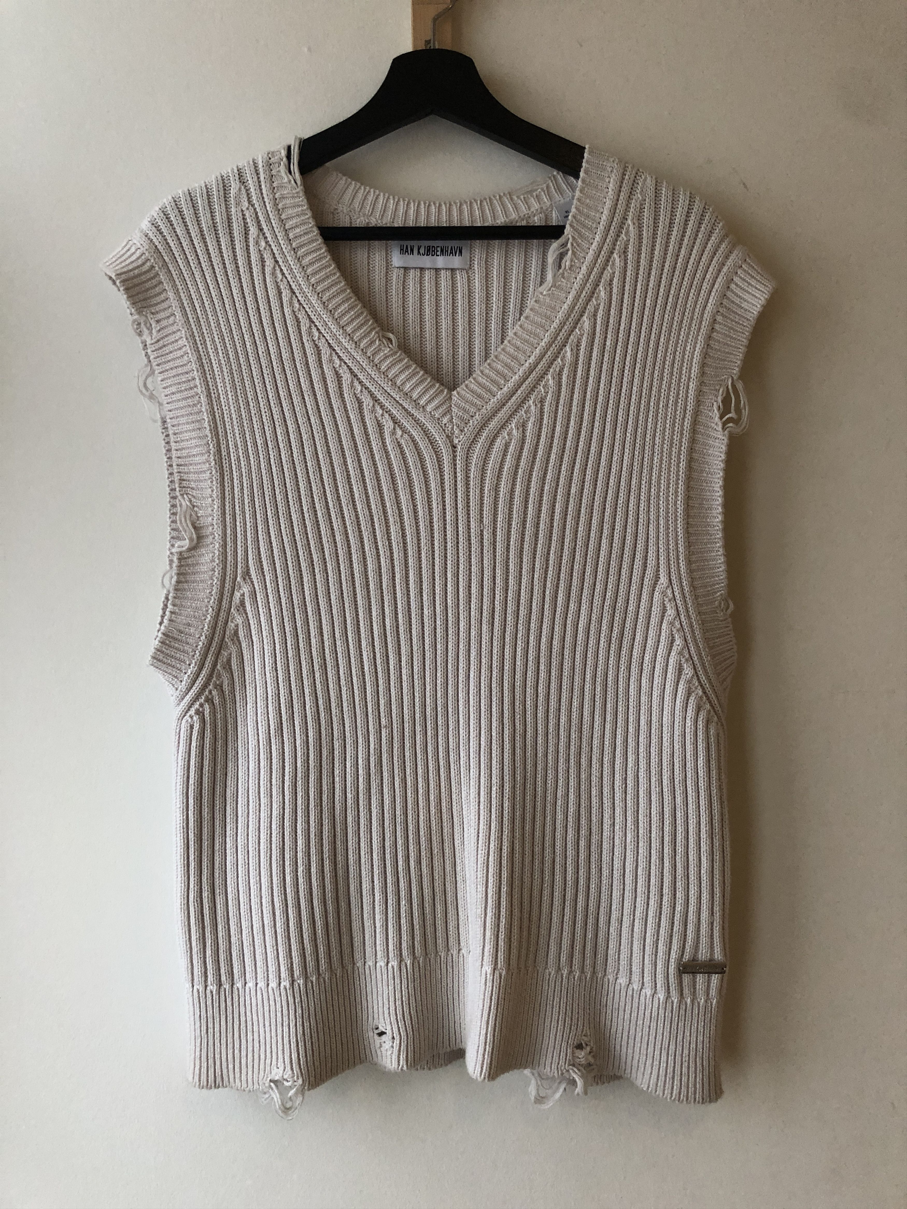 Han Kjobenhavn $395 - Distressed Knit Vest - Off White Size US XL / EU 56 / 4 - 6 Thumbnail
