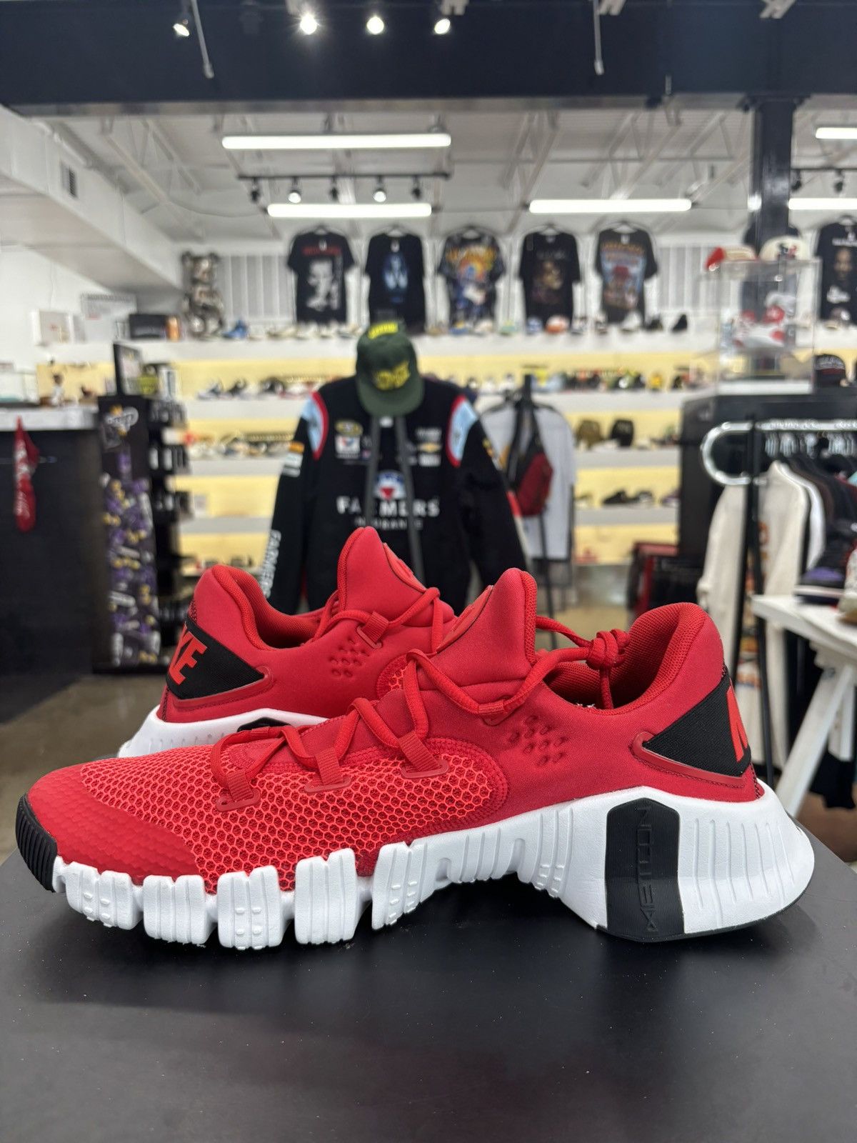 Nike Nike Free Metcon 4 Light Crimson Sz. 14 Size US 14 / EU 47 - 3 Thumbnail