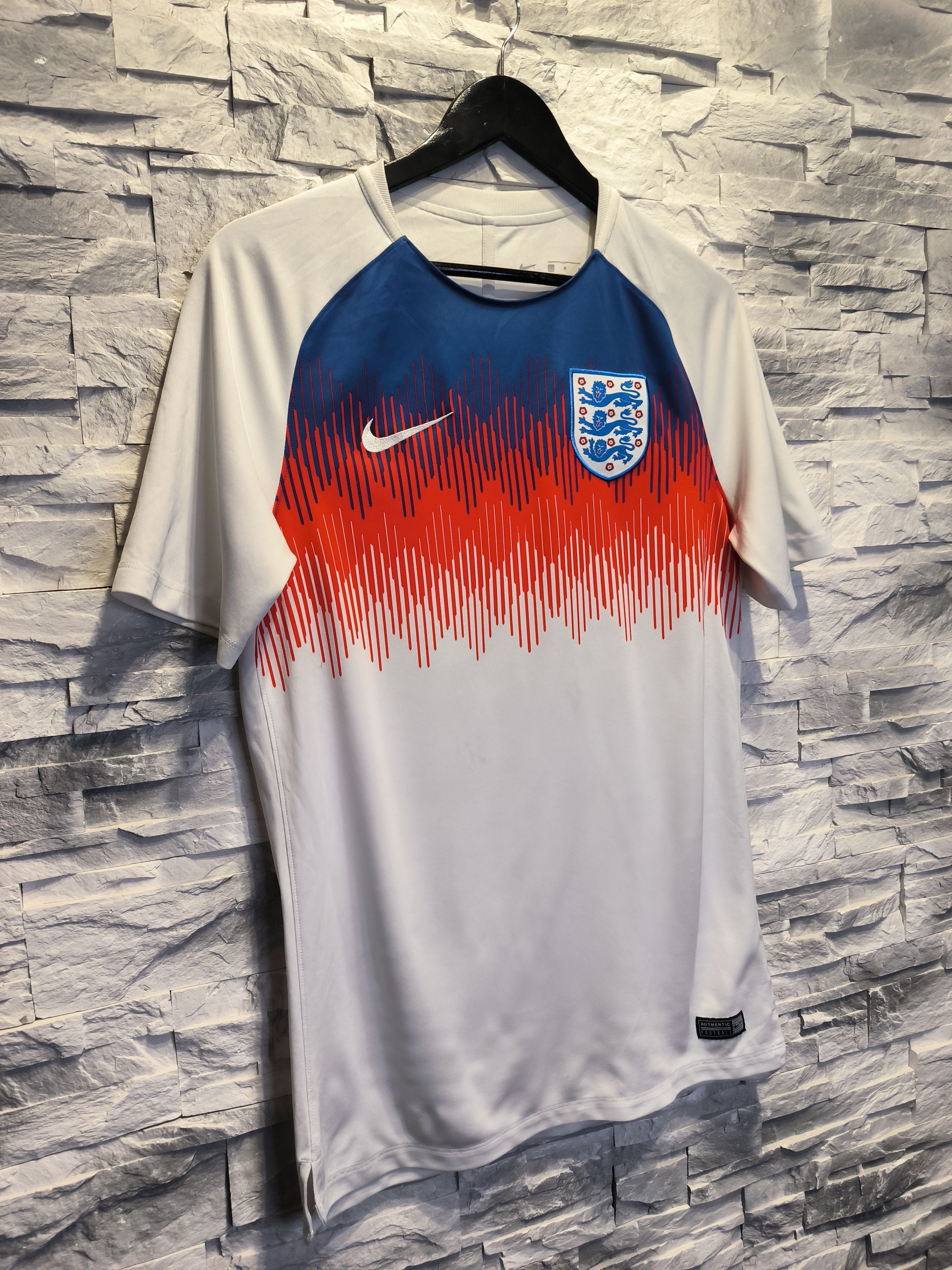 Nike Nike England Team Soccer Jersey 2018 Size US M / EU 48-50 / 2 - 3 Thumbnail