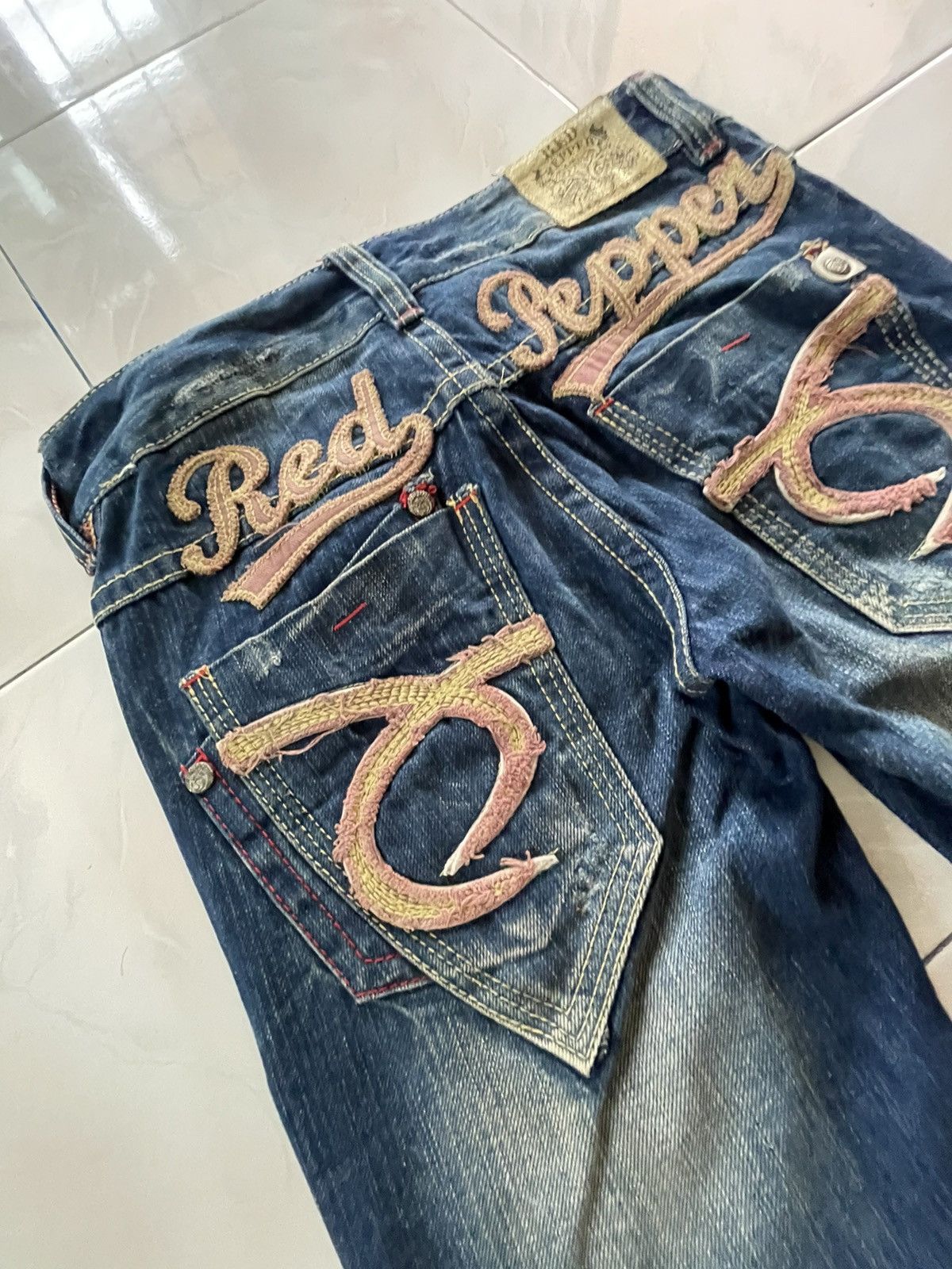 GOSTAR DE FUGA × Hysteric Glamour × Japanese Brand Red Pepper Japan Embellished Embroidered Flare Jeans Size US 29 - 16 Thumbnail