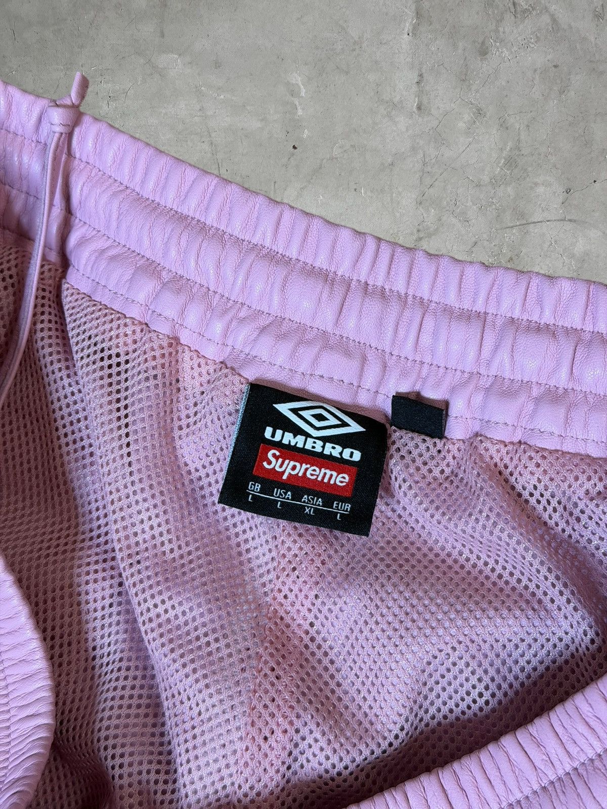 Supreme Supreme x Umbro Leather Track Pants Size US 36 / EU 52 - 7 Thumbnail