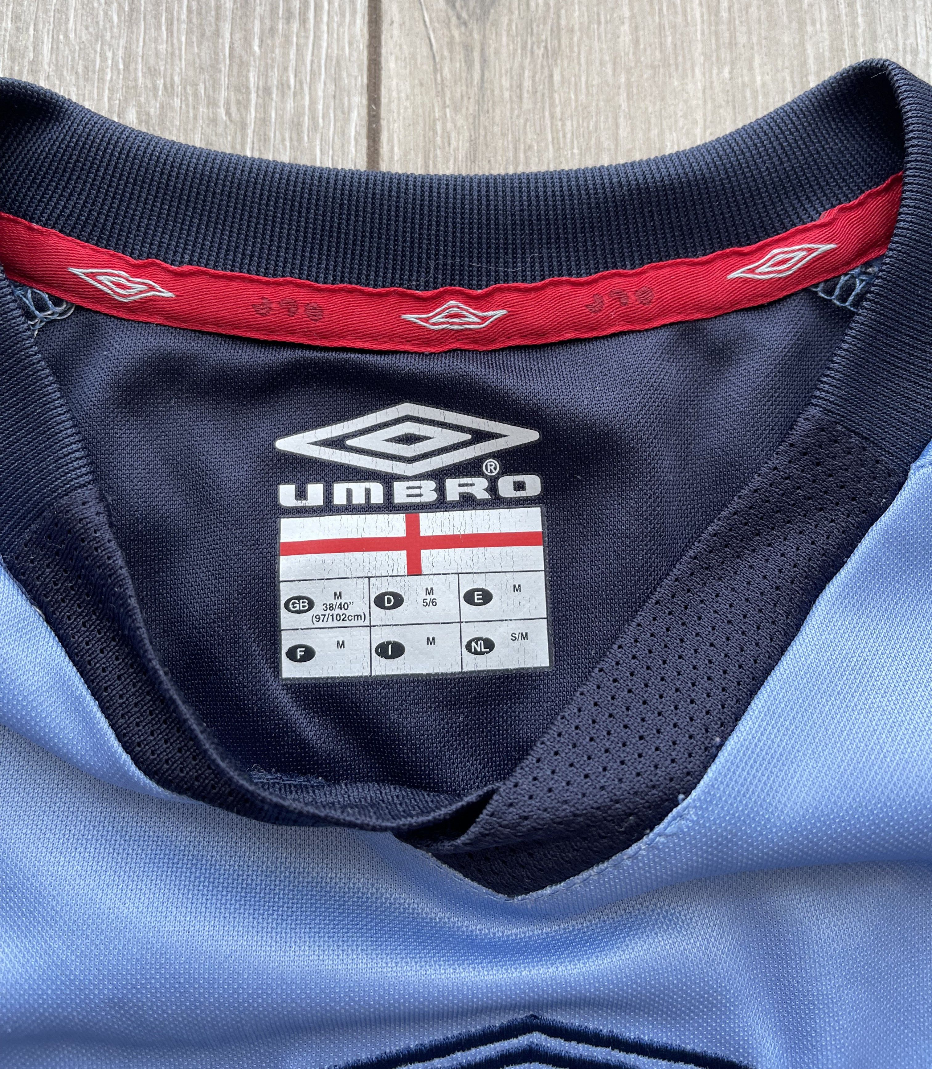 Umbro UMBRO ENGLAND Football Size US M / EU 48-50 / 2 - 3 Thumbnail