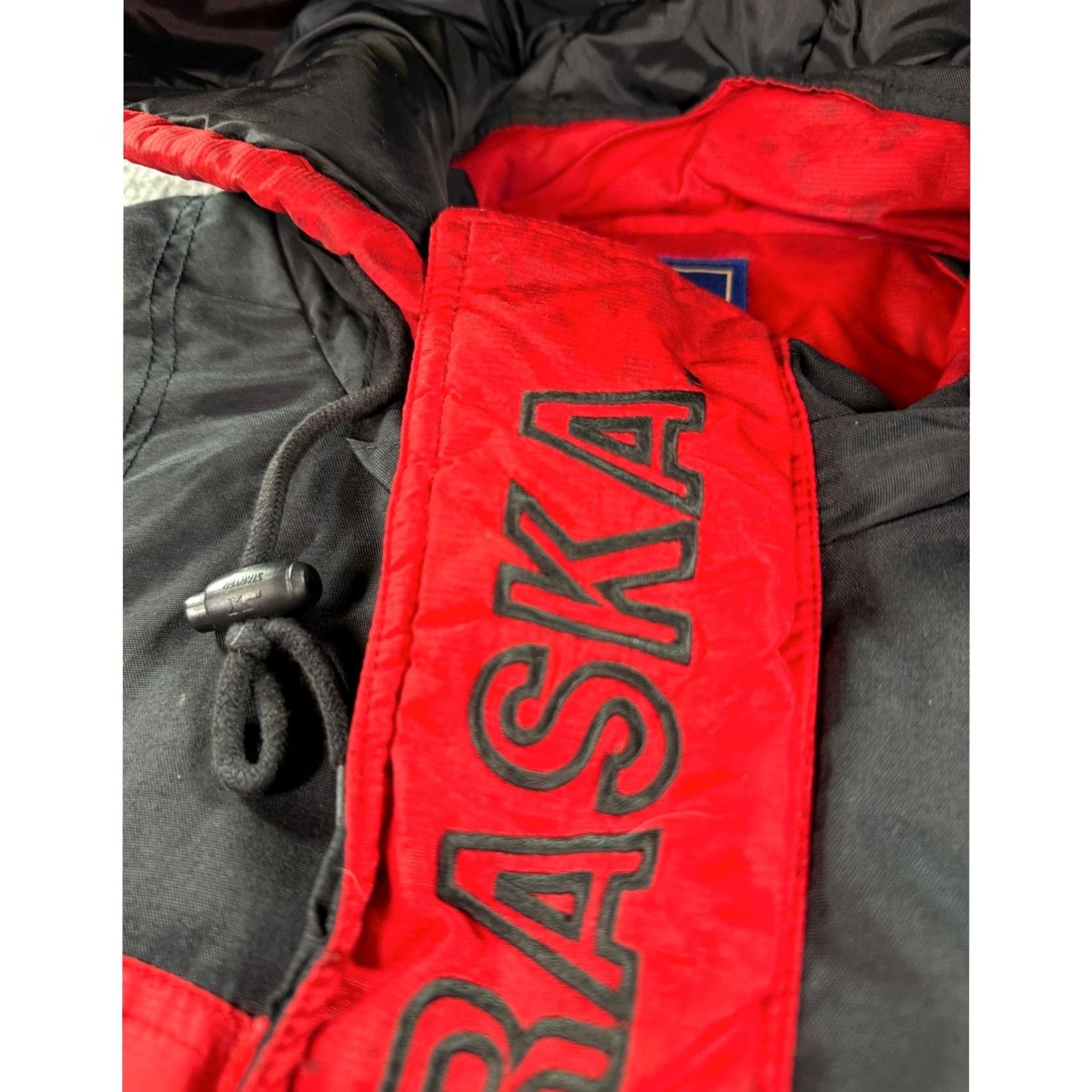 Starter VINTAGE Starter Nebraska Cornhuskers Jacket Mens 2XL Red Hooded Puffer Half Zip Size US XXL / EU 58 / 5 - 7 Thumbnail