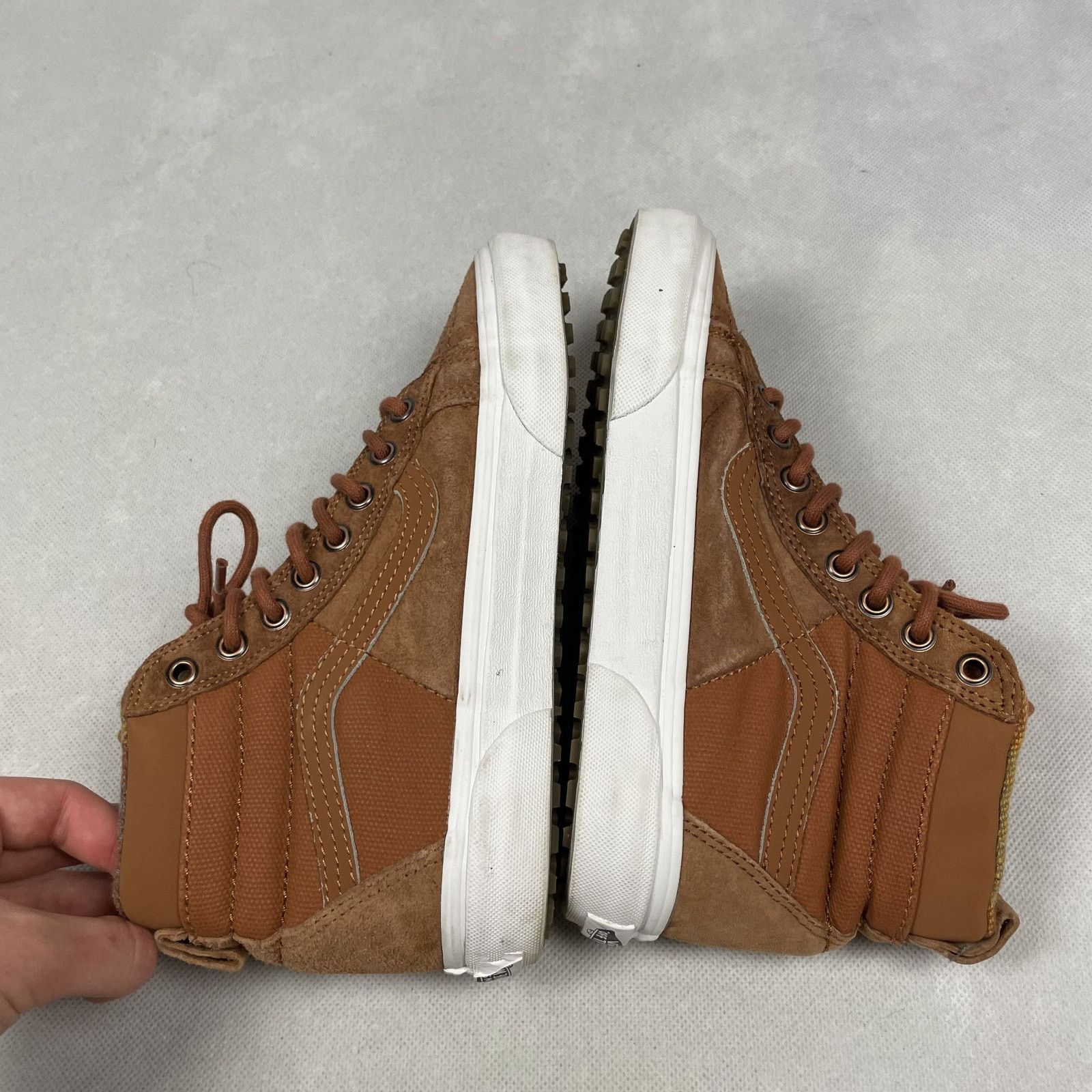 Vans Vans Sk8-Hi MTE Unisex Brown Lace-Up Skate Shoes M5.5/W7 Size US 5.5 / EU 38 - 3 Thumbnail