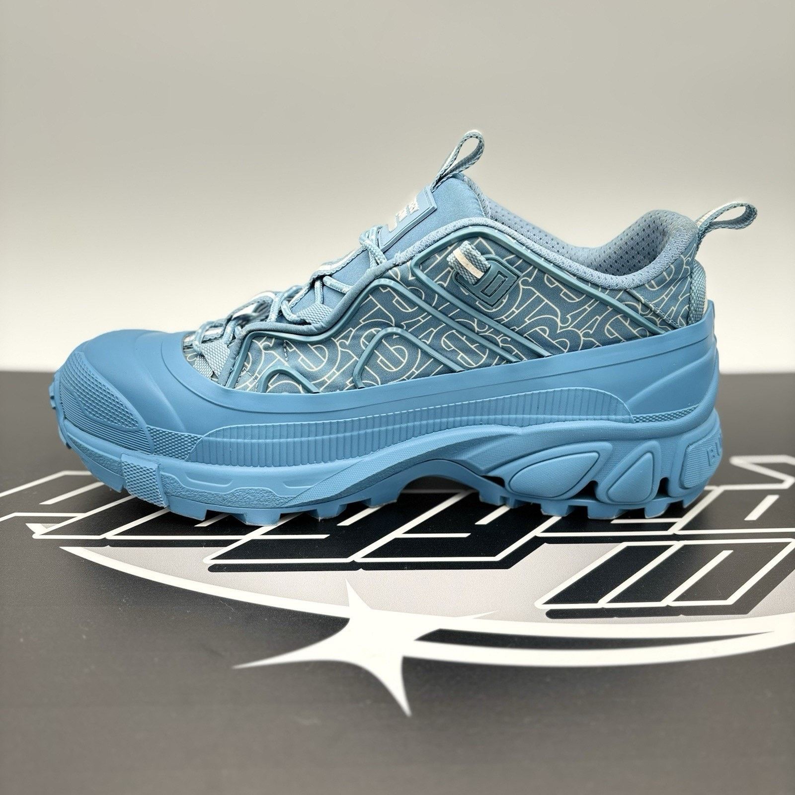 Burberry Burberry Arthur ‘ Blue ‘ Low-Top Sneakers Monogram | GREAT! Size US 12 / EU 45 - 4 Thumbnail
