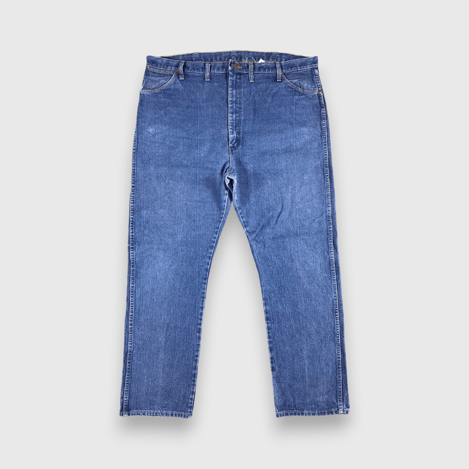 Vintage Vintage Blue Wash Wrangler Jeans-J2103 Size US 44 / EU 60 - 1 Thumbnail