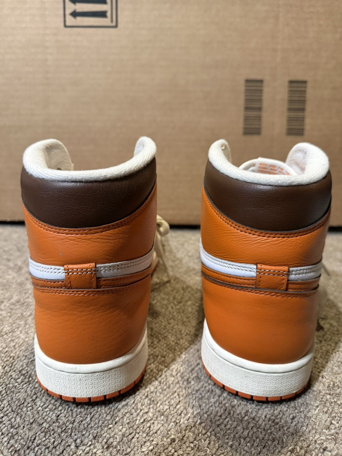 Nike Jordan 1 Retro High (Starfish) Size US 10 / EU 43 - 4 Thumbnail