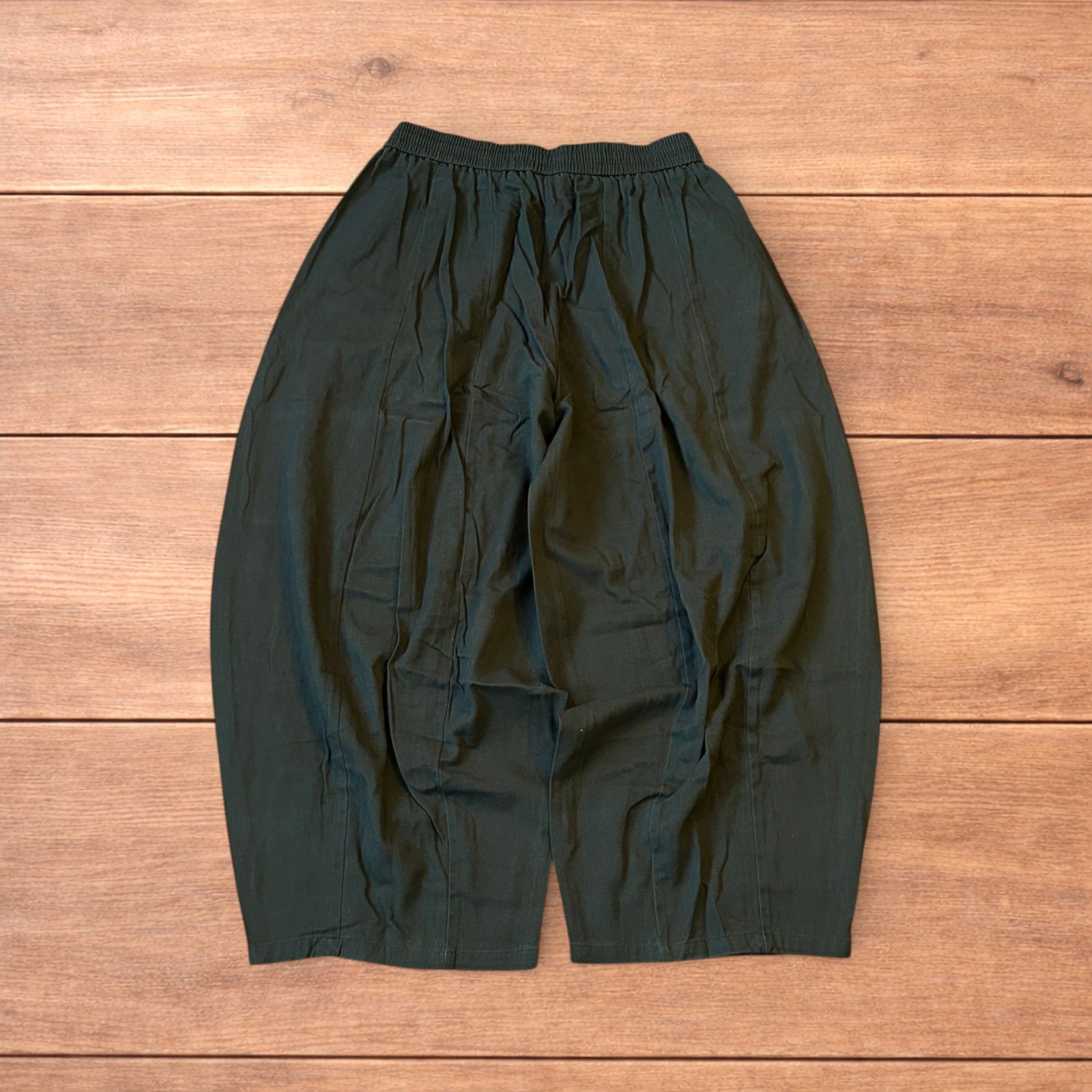 Japanese Brand Super baggy wide leg parachute trousers in khaki green. Size US 36 / EU 52 - 2 Thumbnail