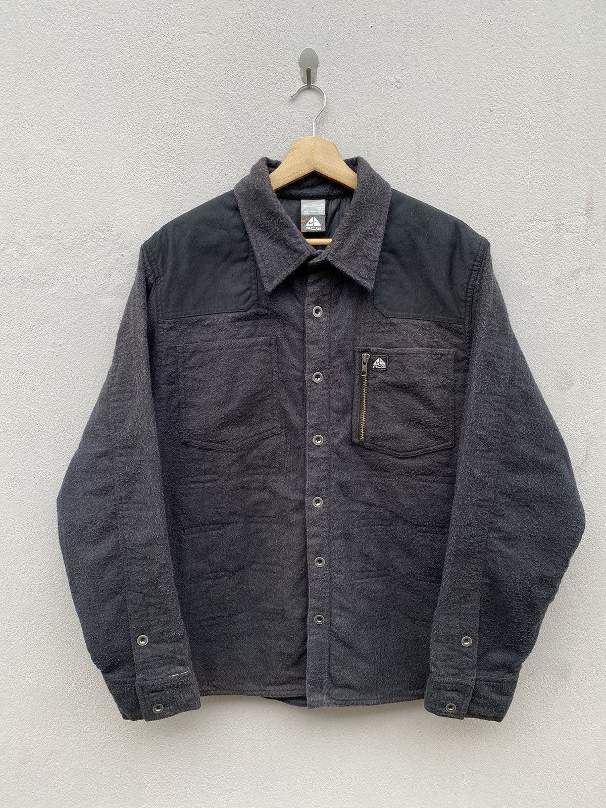 Nike NIKE ACG “All Conditions Gear” Utility/Padded Quilted Shirt Size US XL / EU 56 / 4 - 1 Thumbnail