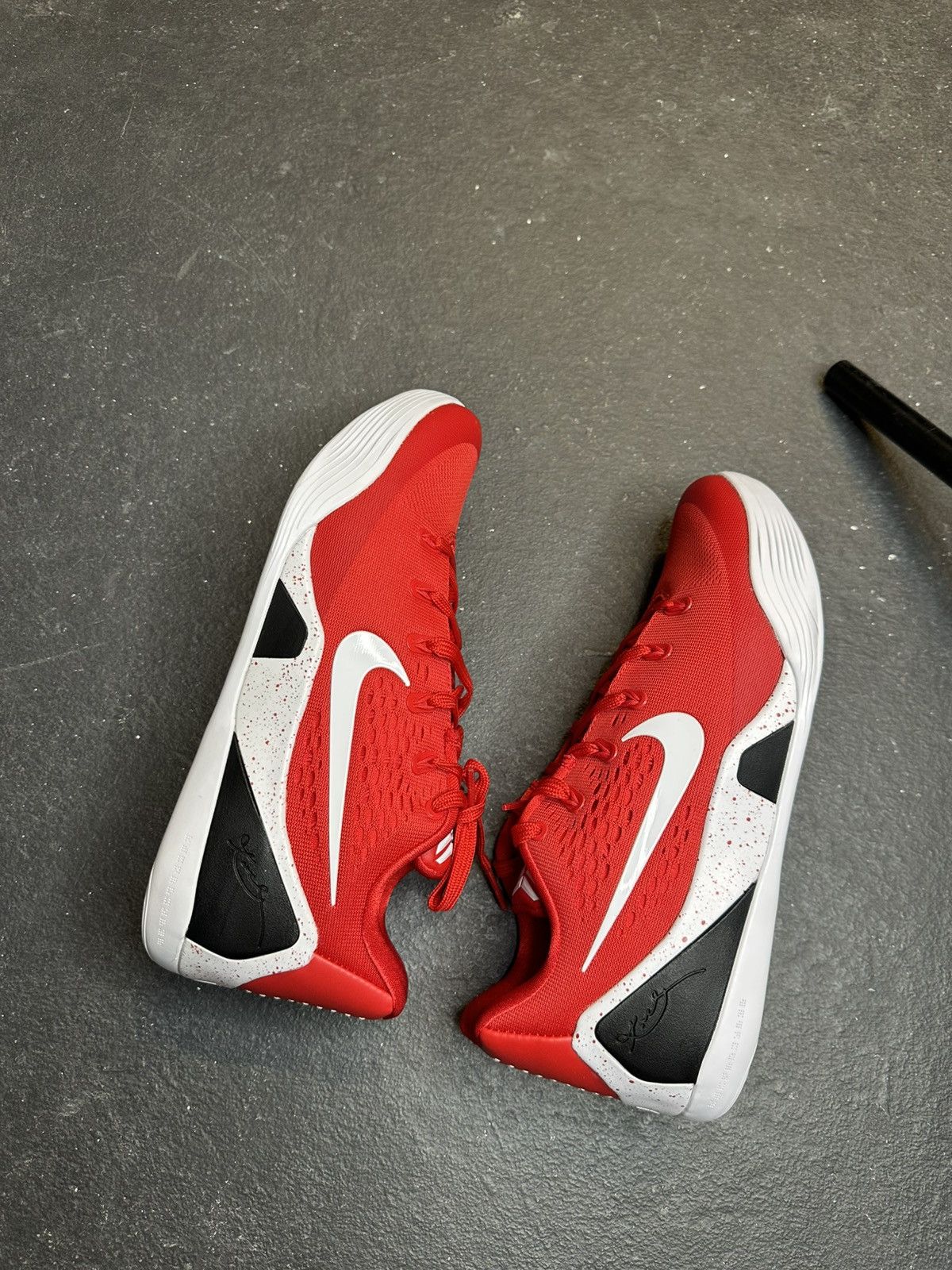 Nike Kobe 9 EM PROTRO TB UNIVERSITY RED Size US 10.5 / EU 43-44 - 3 Thumbnail