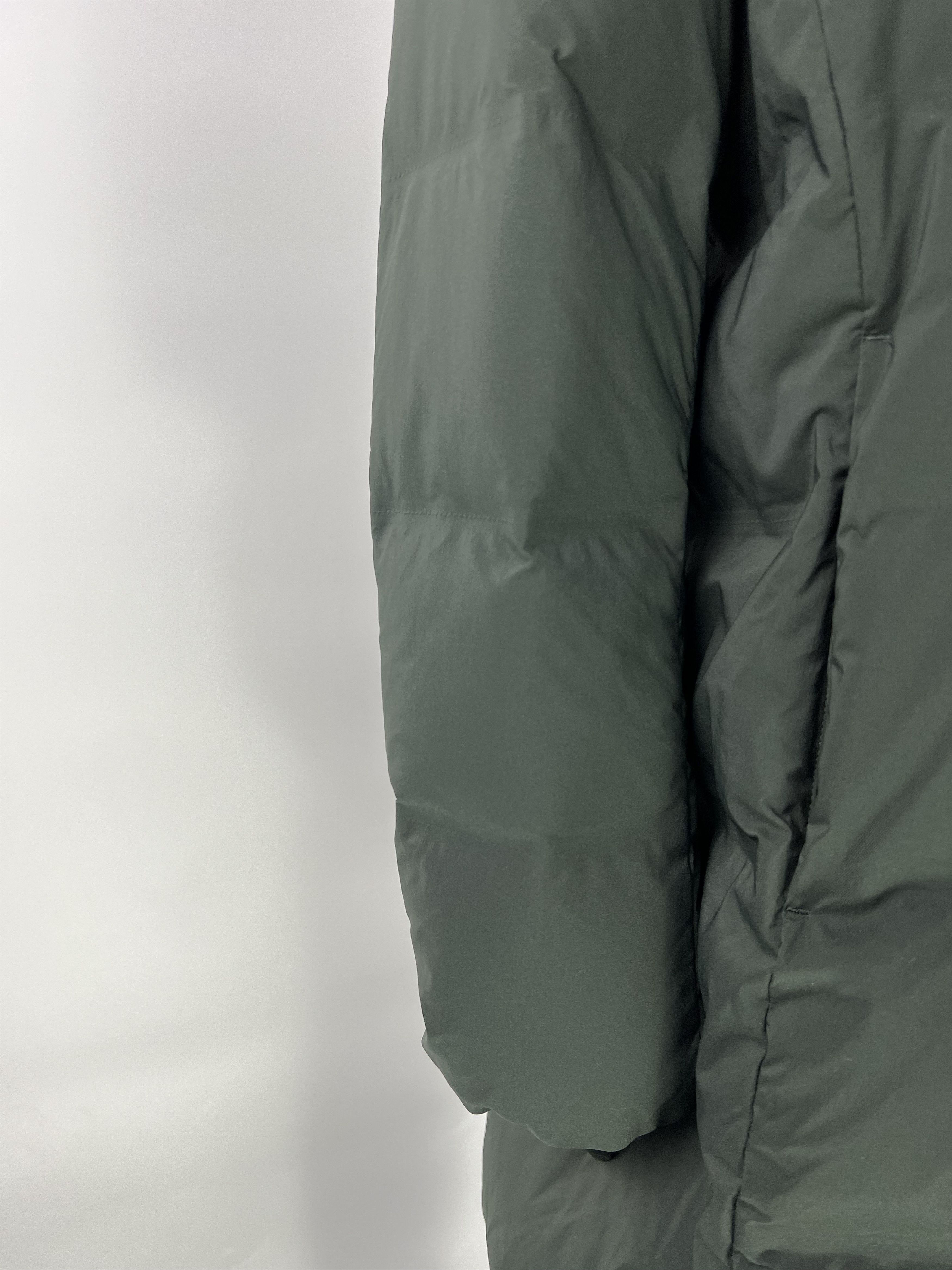 Japanese Brand × Uniqlo Uniqlo Seamless Down Hooded Jacket Puffer Parka Size S/M Size M / US 6-8 / IT 42-44 - 6 Thumbnail