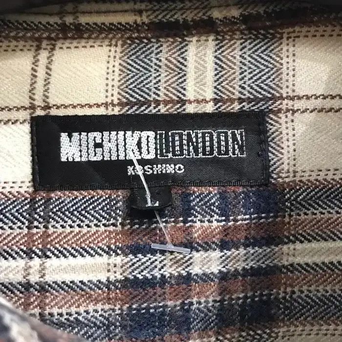 Michiko Koshino London Michiko Koshino London Flannel Shirt Size US L / EU 52-54 / 3 - 4 Thumbnail