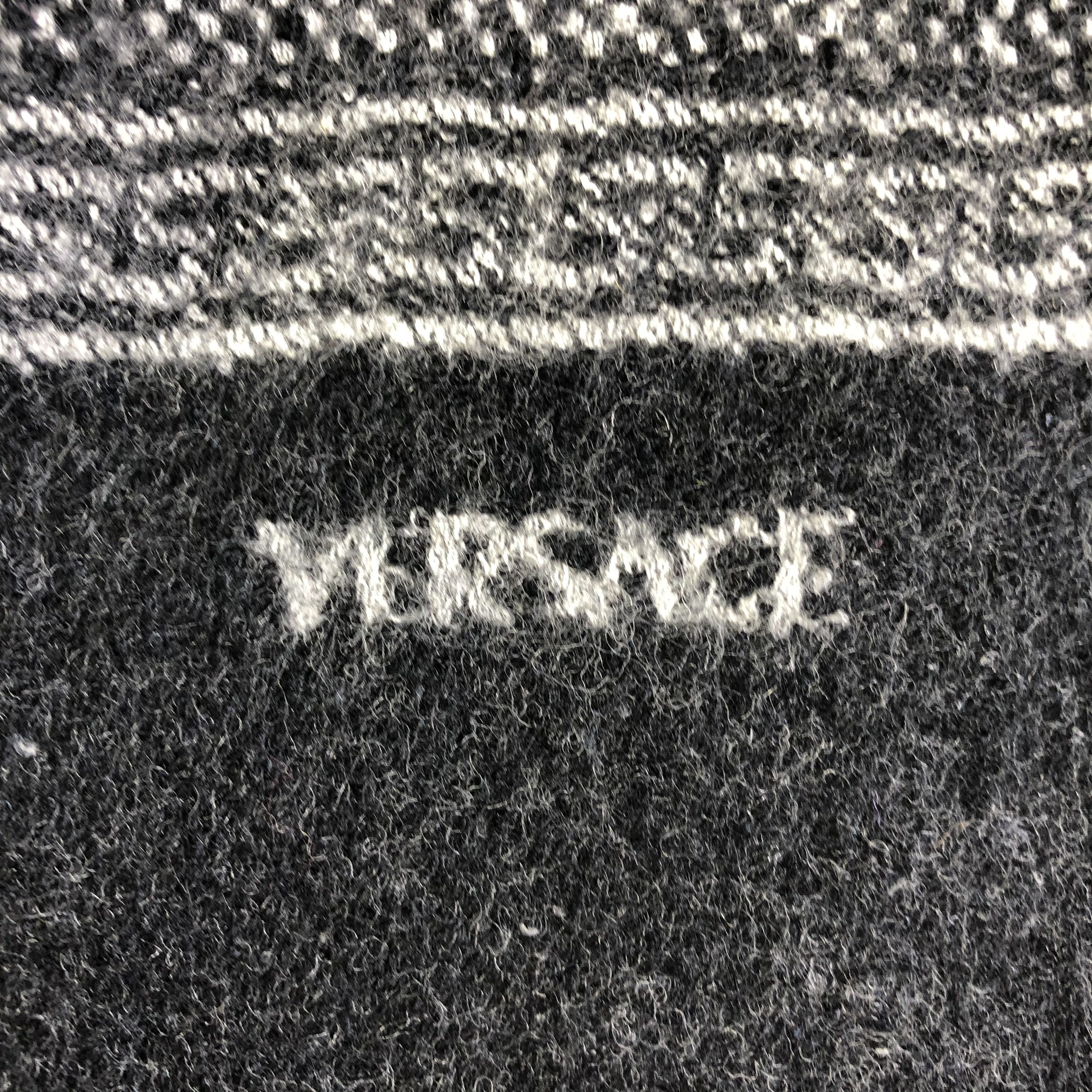 Versace Versace Wool Scarf / Muffler / Neckwear P612 Size ONE SIZE - 2 Thumbnail