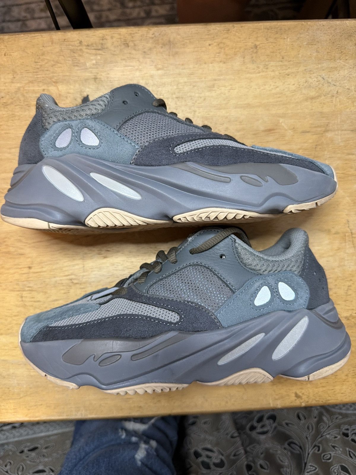 Yeezy Yeezy boost 700 Size US 6 / IT 36 - 2 Thumbnail