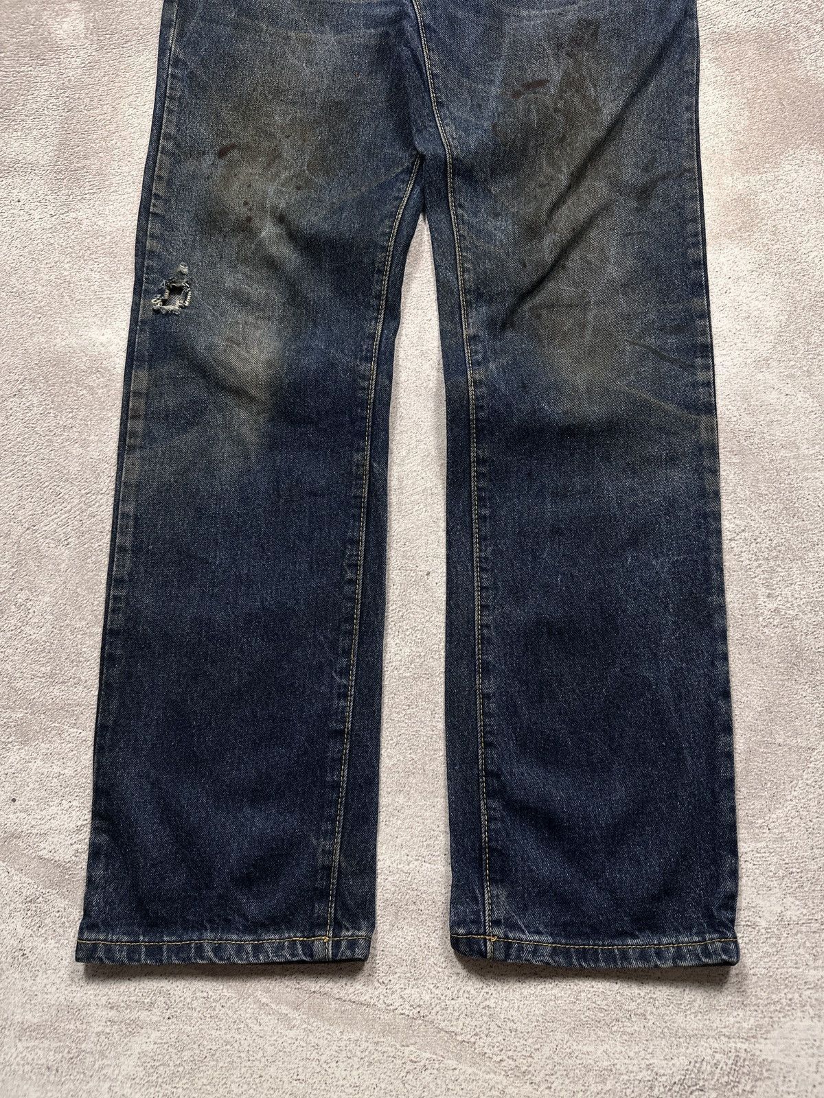 Vintage Vintage Helmut Lang Style Distressed Painted Jeans Denim Size US 34 / EU 50 - 3 Thumbnail