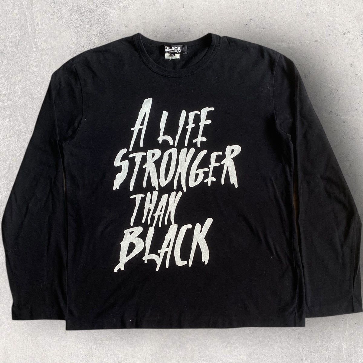 Comme des Garcons A Life Stronger Than Black Tee Size US XL / EU 56 / 4 - 2 Thumbnail