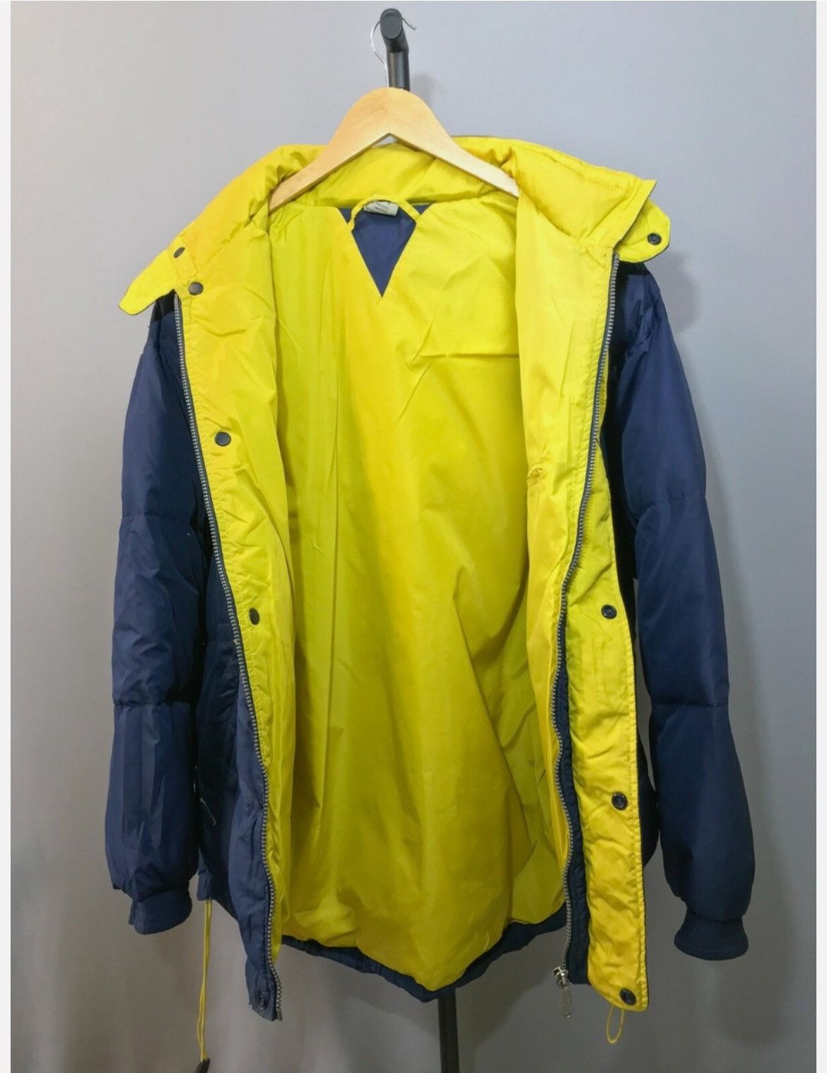 Nike Vintage 90’s Nike Rare Puffer Jacket Big Swoosh XL Blue Size US XL / EU 56 / 4 - 10 Thumbnail