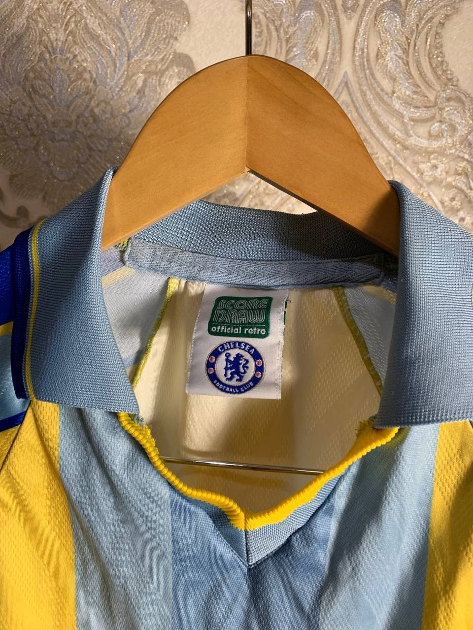 Vintage VERY RARE CHELSEA ENGLAND RETRO SOCCER JERSEY BLOKE Y2K 90s Size US S / EU 44-46 / 1 - 4 Thumbnail