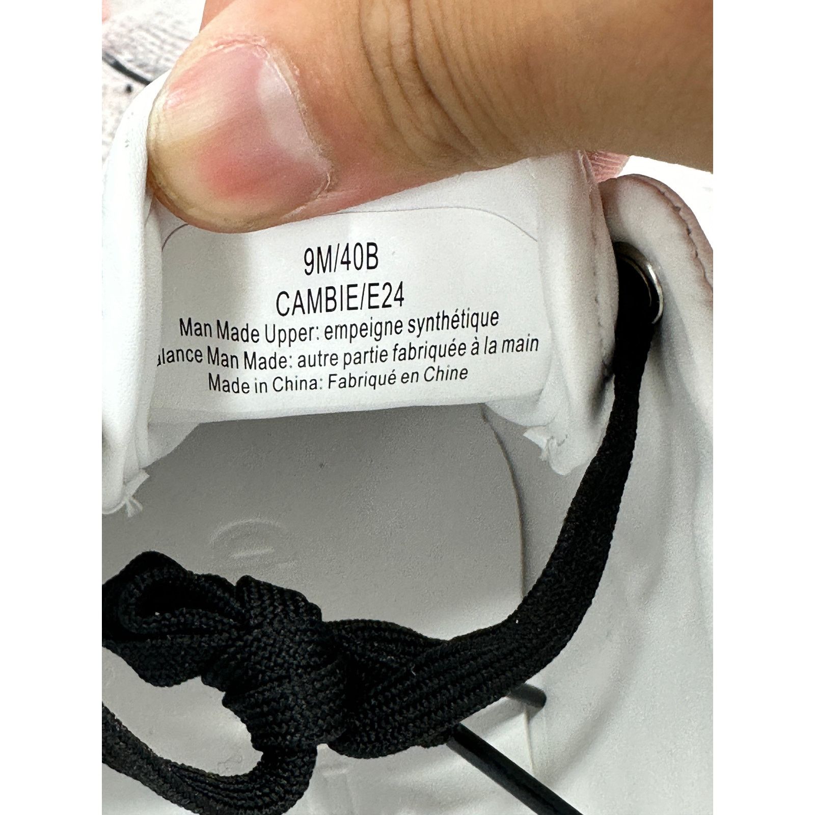 Karl Lagerfeld Karl Lagerfeld Paris Cate Pins Shoes Womens 9 White Sneaker Size US 9 / IT 39 - 7 Thumbnail
