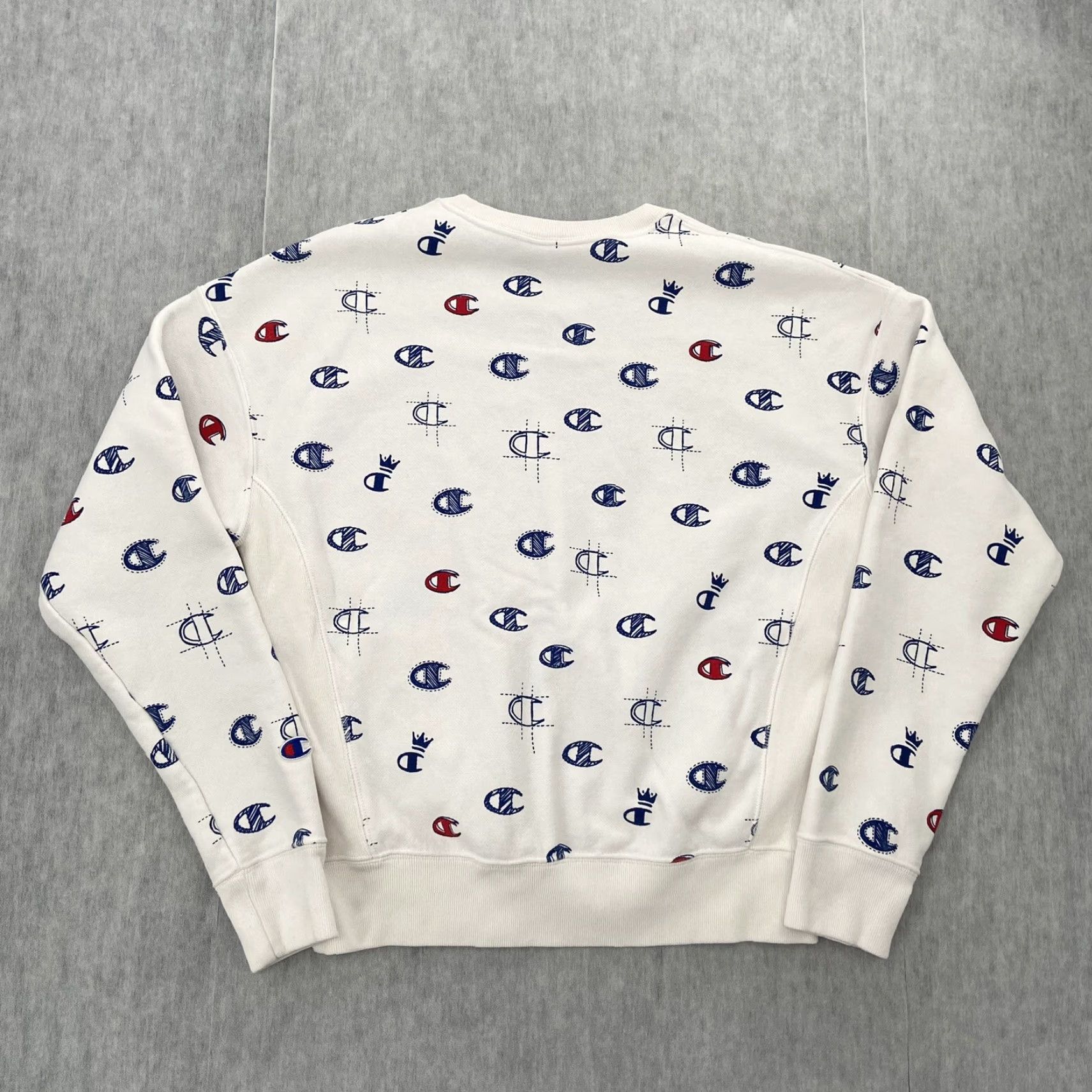 Champion Champion Sweatshirt Womens Medium White Reverse Weave Logo Pullover Sweatshirt Size M / US 6-8 / IT 42-44 - 2 Thumbnail