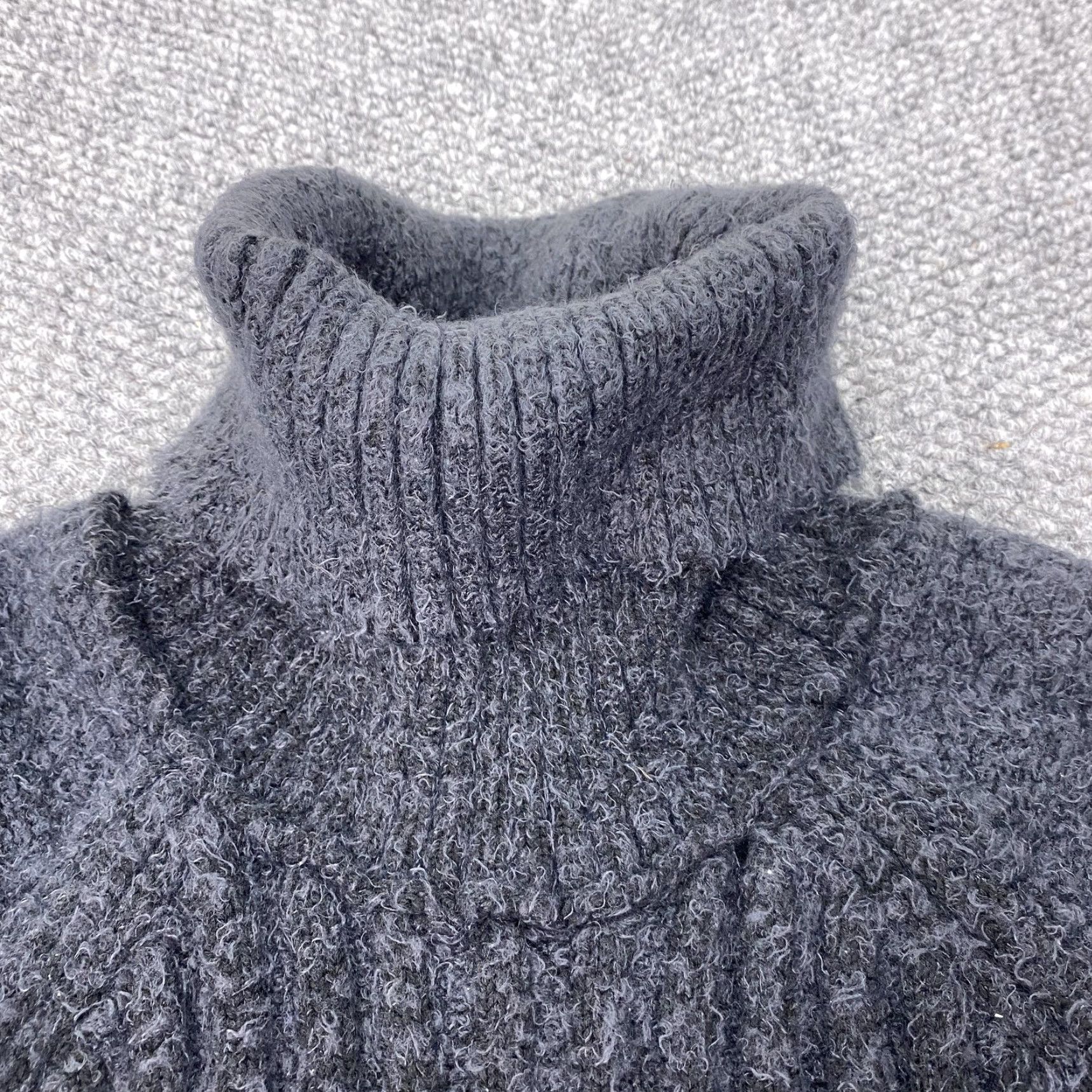Vintage Altar'd State Sweater Womens XL Gray Turtleneck Raglan Ribbed Fuzzy Pullover Size XL / US 12-14 / IT 48-50 - 4 Thumbnail
