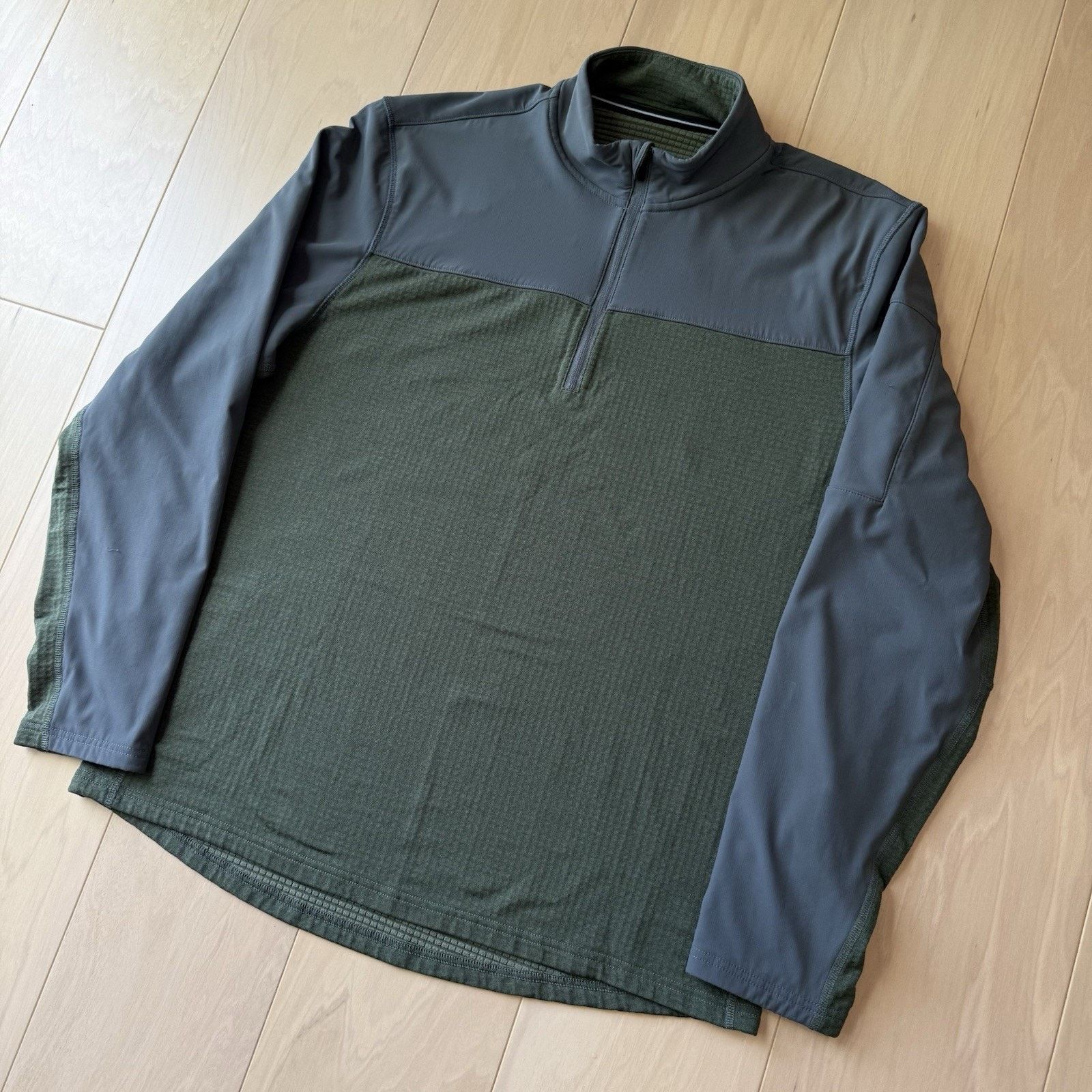 Ten Thousand Ten Thousand 1/4 Zip Pullover Large Green Gray Utility Size US L / EU 52-54 / 3 - 9 Thumbnail