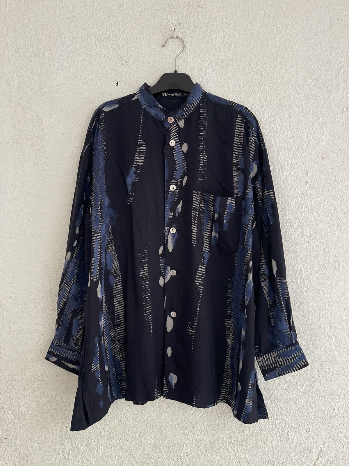 Issey Miyake Issey Miyake Rayon Printed Mandarin Collar Button Shirt Size US M / EU 48-50 / 2 - 1 Thumbnail