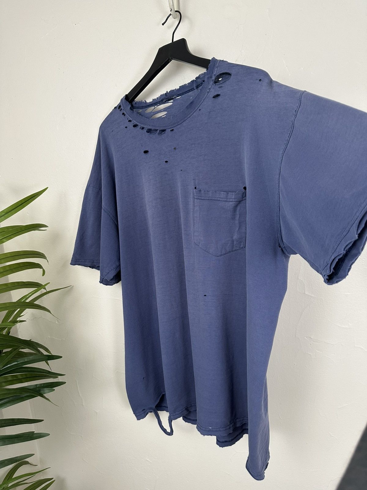 (XXL) THRASHED OUT FADED NAVY Vintage T Shirt