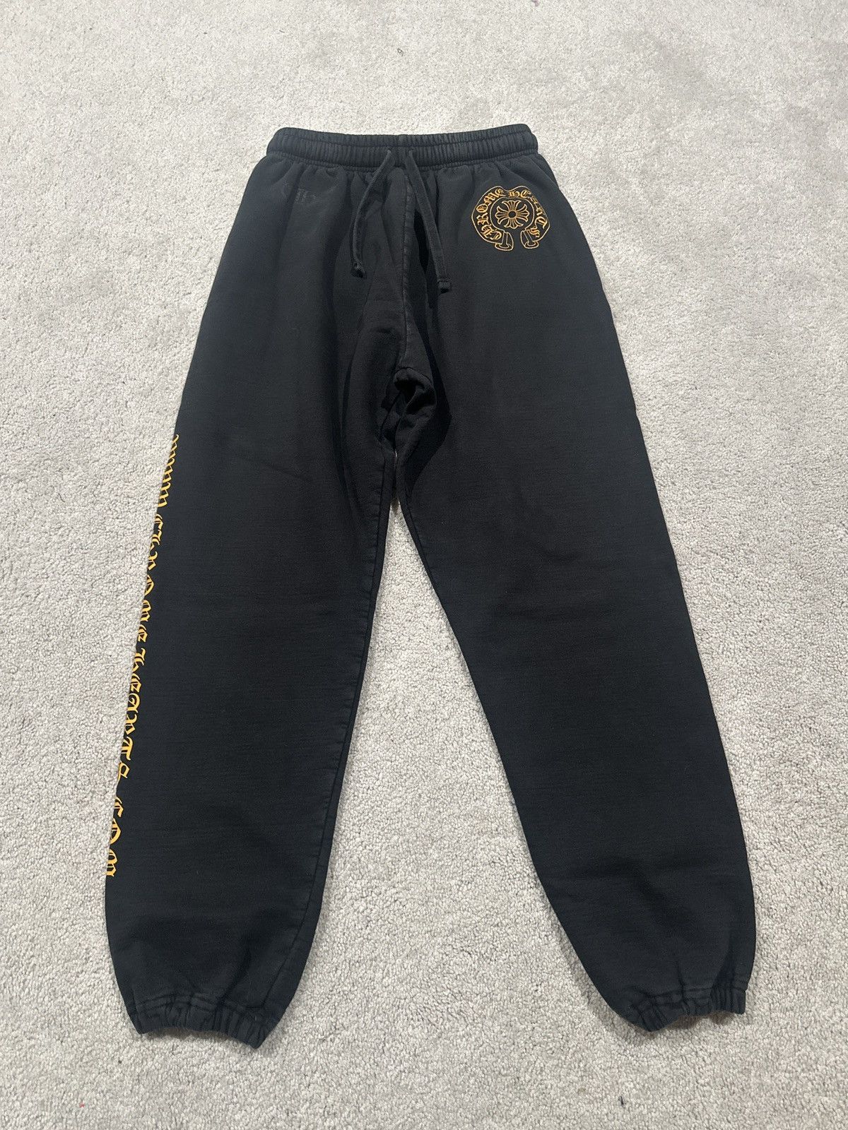 Chrome Hearts Chrome Hearts Horseshoe Logo Black Gold Sweatpants Size US 36 / EU 52 - 1 Thumbnail