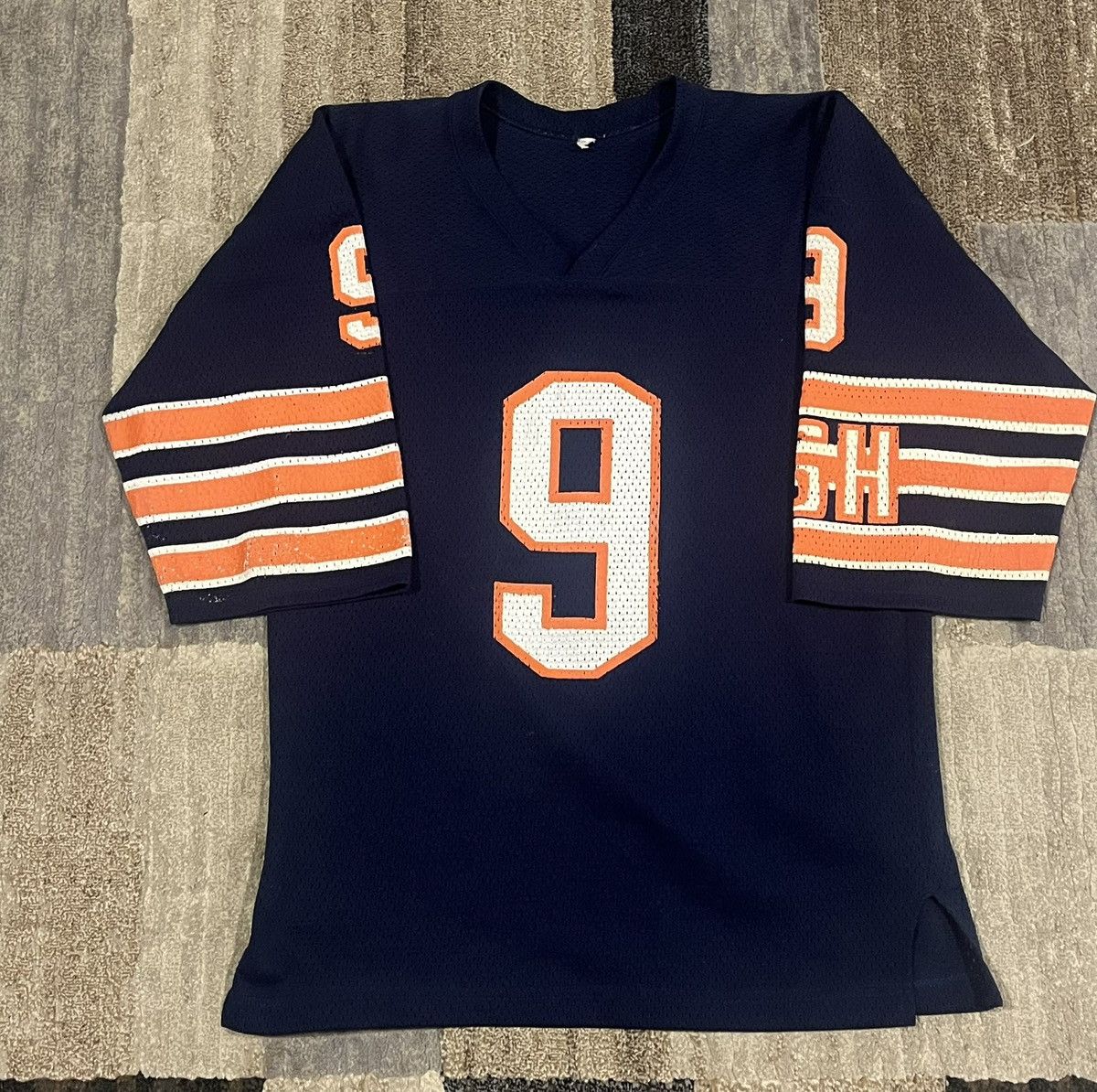 NFL Chicago Bears Vintage NFL Football Jersey Sand Knit Sz S/M Size US M / EU 48-50 / 2 - 1 Thumbnail