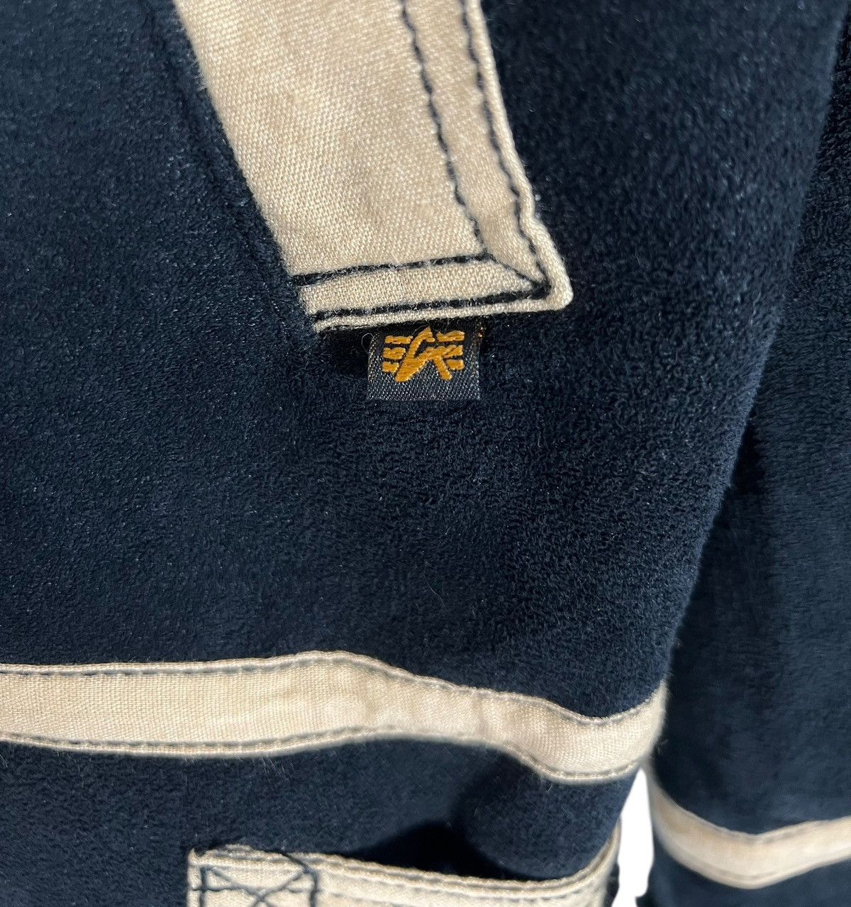 Alpha Industries Vintage Alpha Industries Suede Shearling Aviator Jacket B-3 Size US XL / EU 56 / 4 - 9 Thumbnail