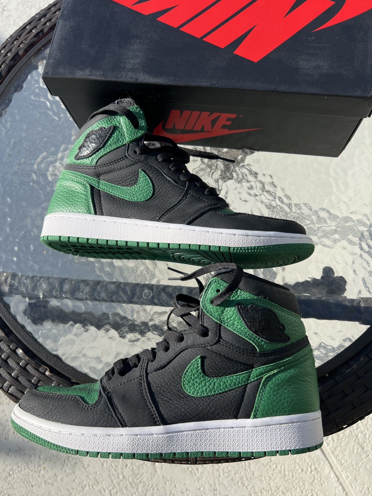 Jordan Brand Air Jordan 1s retro Pine Green 2020 Size US 8.5 / EU 41-42 - 1 Thumbnail