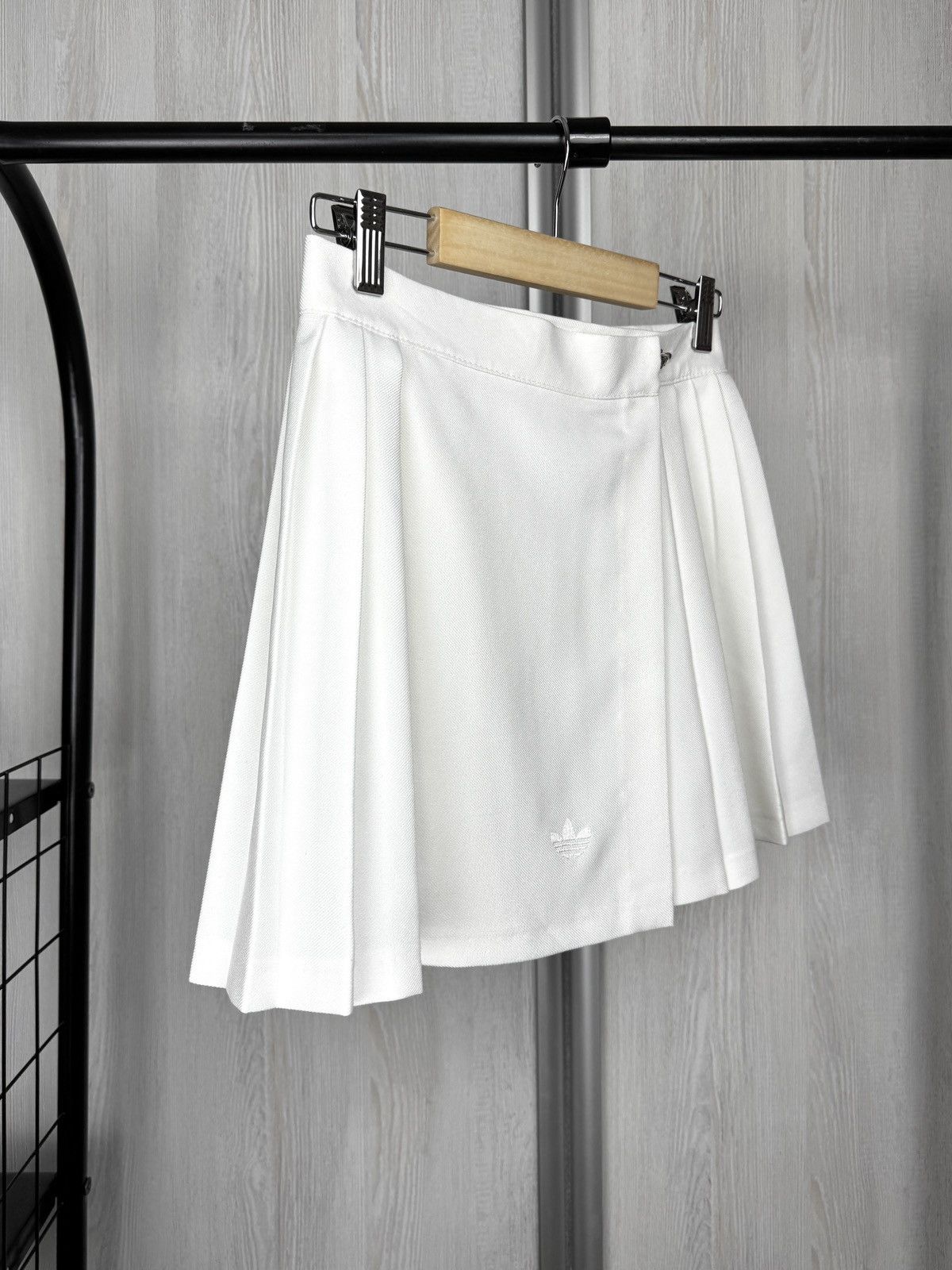 Adidas Adidas Vintage Pleated Retro Tennis Skirt Made In Yugoslavia Size 30" / US 8 / IT 44 - 6 Thumbnail