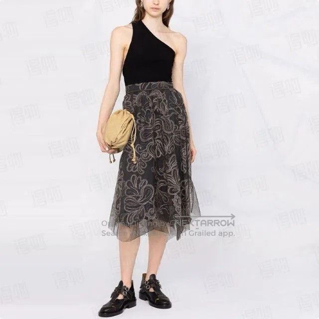 Brunello Cucinelli Brunello Cucinelli Embroidered Gray Skirt. Size 37" - 9 Thumbnail