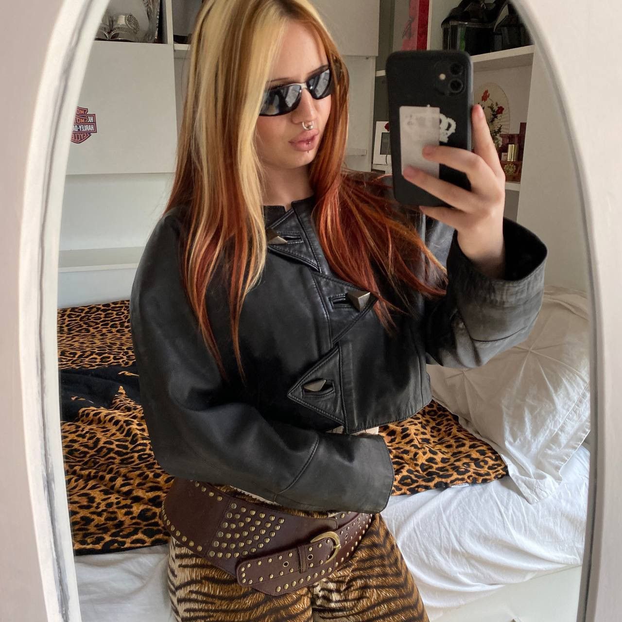 Vintage Vintage leather crop oversized jacket Size S / US 4 / IT 40 - 1 Thumbnail