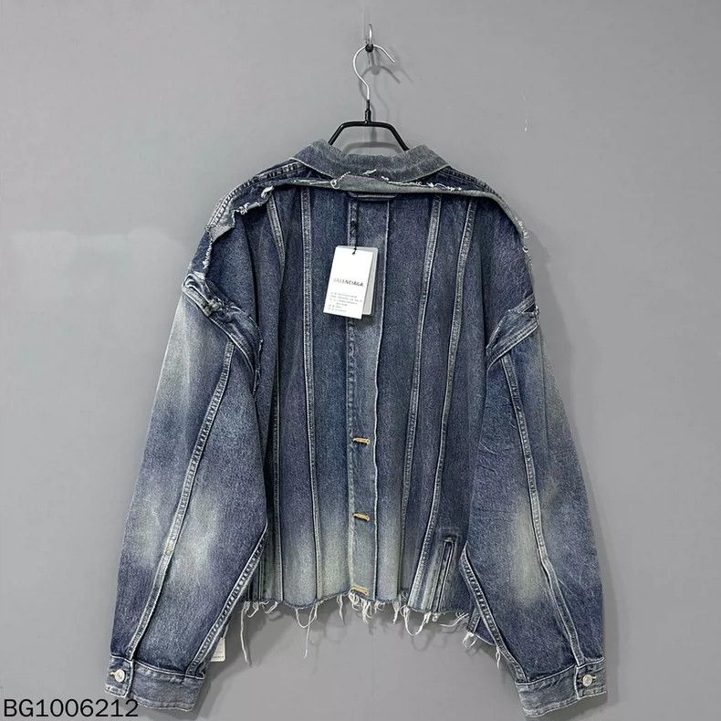 Balenciaga Balenciaga Deconstructed oversized lapel, single-breasted, Size US S / EU 44-46 / 1 - 3 Thumbnail