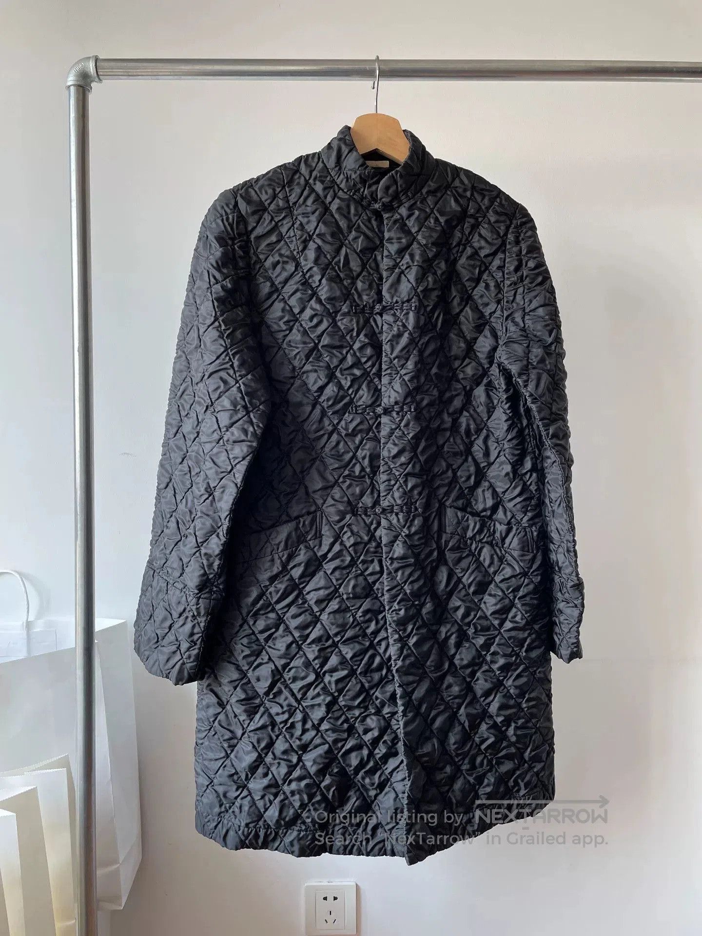 Comme des Garcons Comme des Garçons Chinese. Size XS / US 0-2 / IT 36-38 - 1 Thumbnail