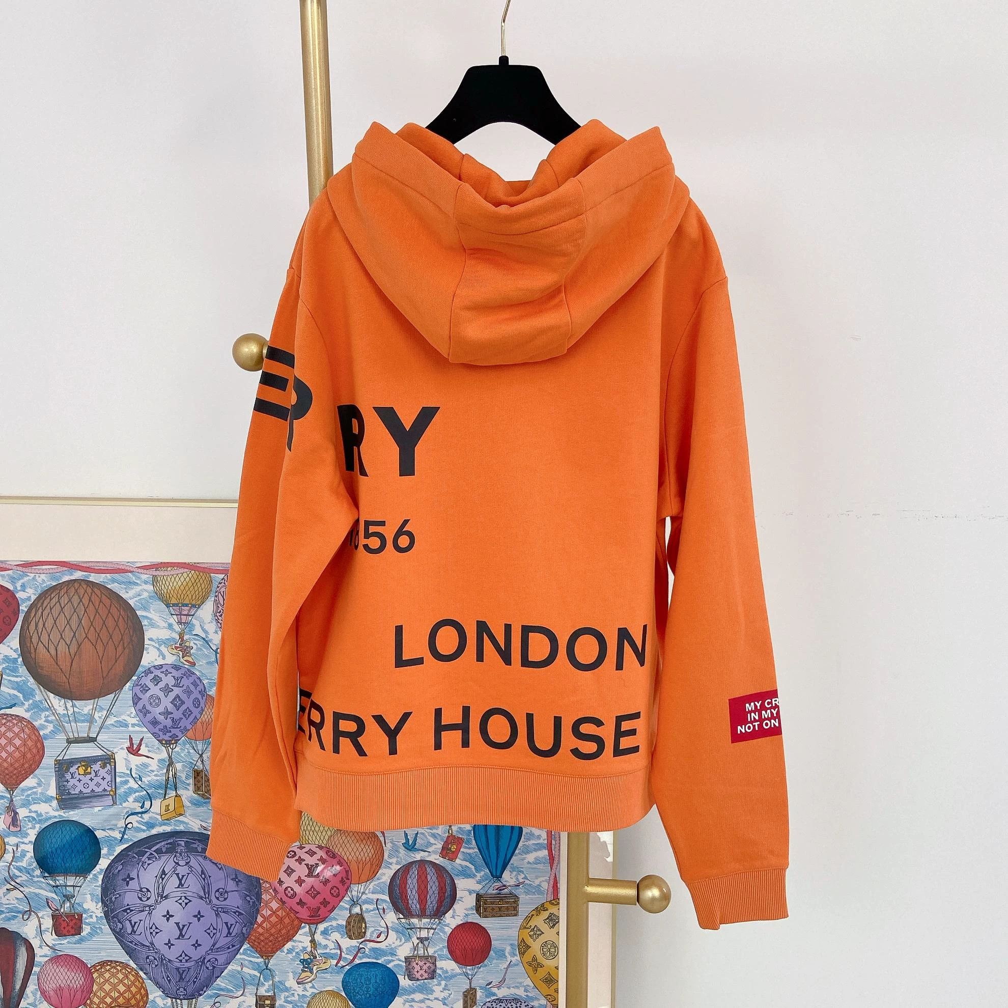 Burberry Burberry Orange Logo Hooded Sweatshirt M Size US M / EU 48-50 / 2 - 2 Thumbnail